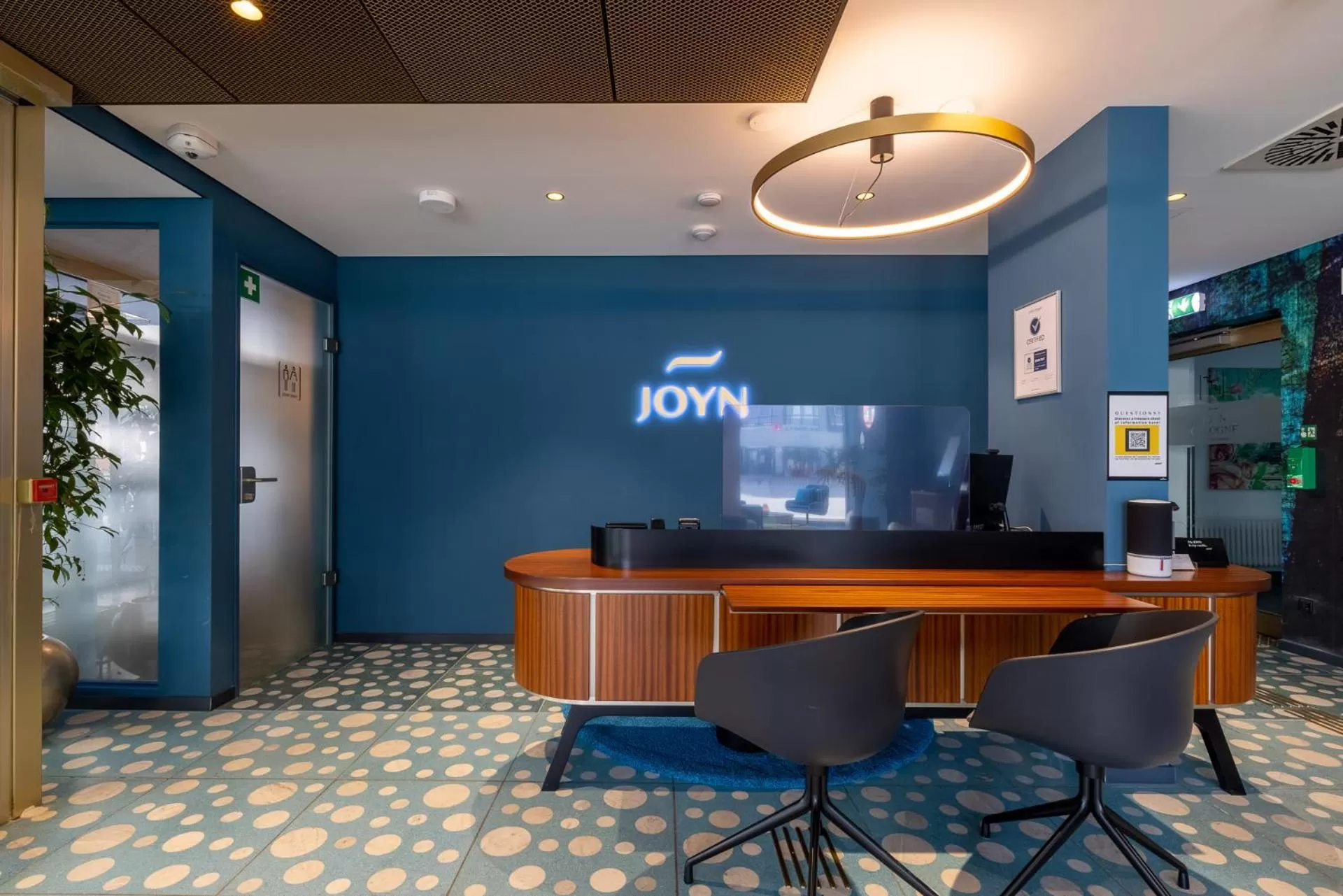 Lobby or reception in JOYN Cologne - Serviced Apartments