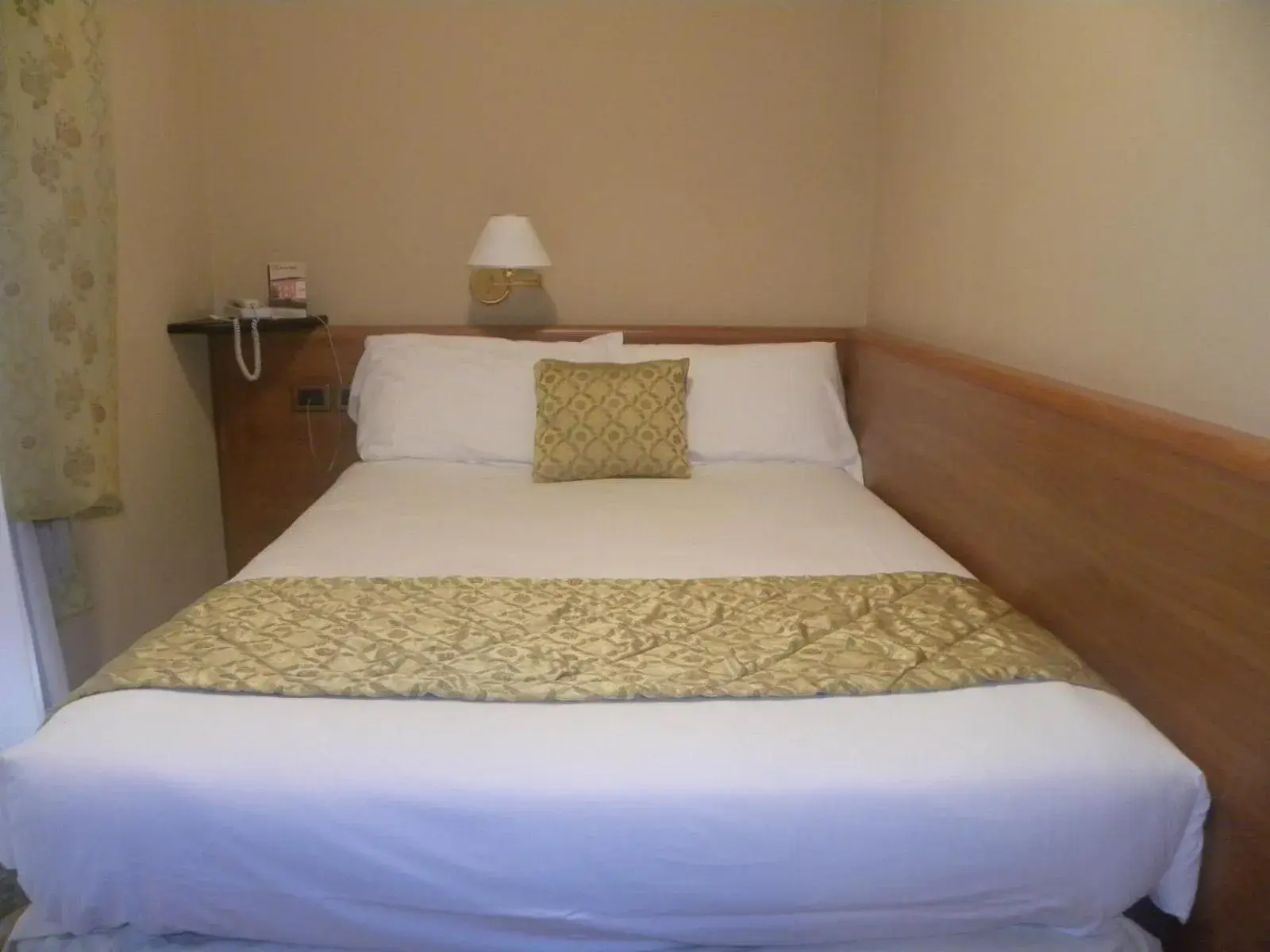 Superior Queen Room in Hotel Sant'Ilario Superior Queen Room in Hotel Sant'Ilario