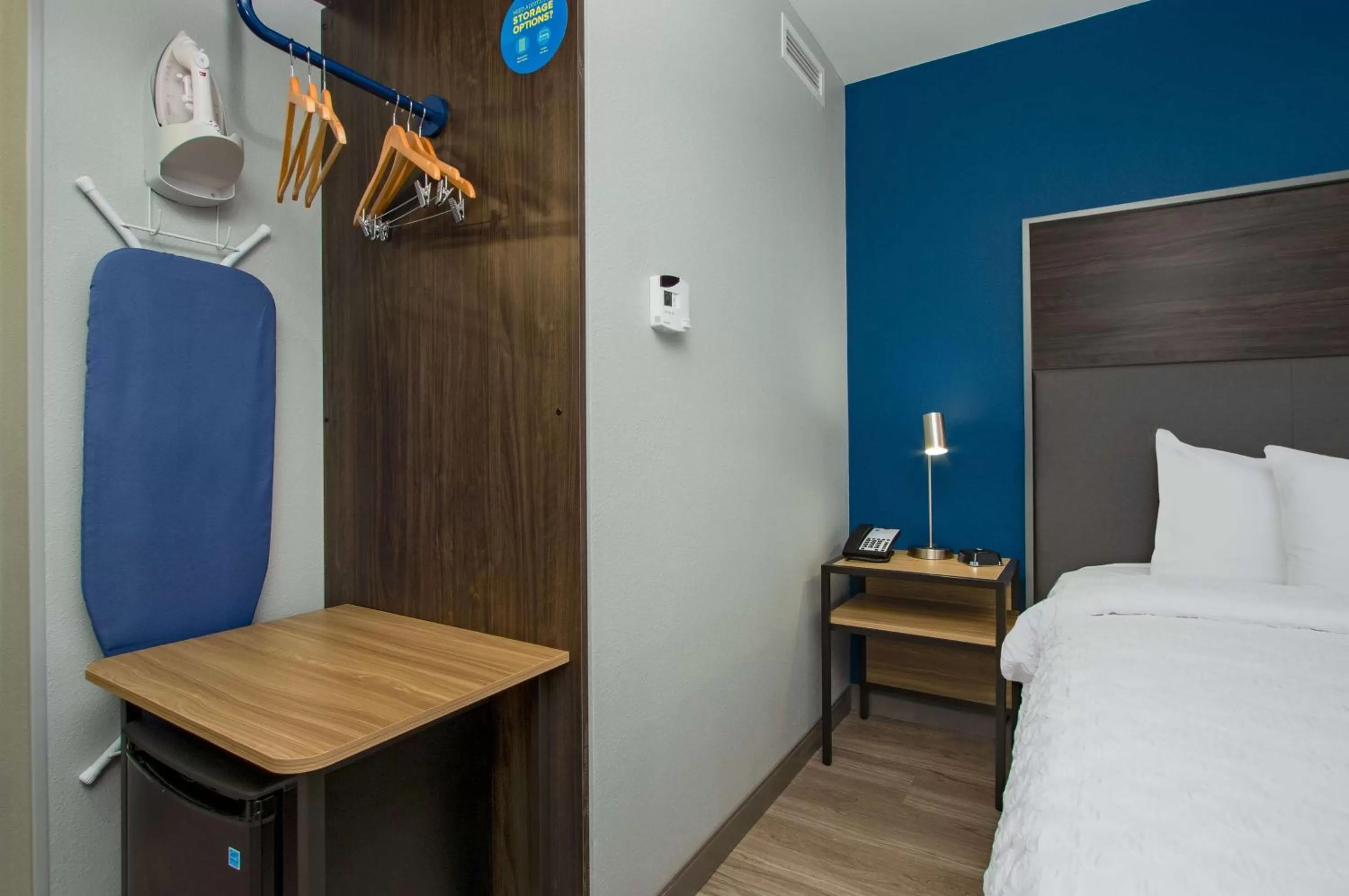 Bed in Tru By Hilton Grove City Columbus