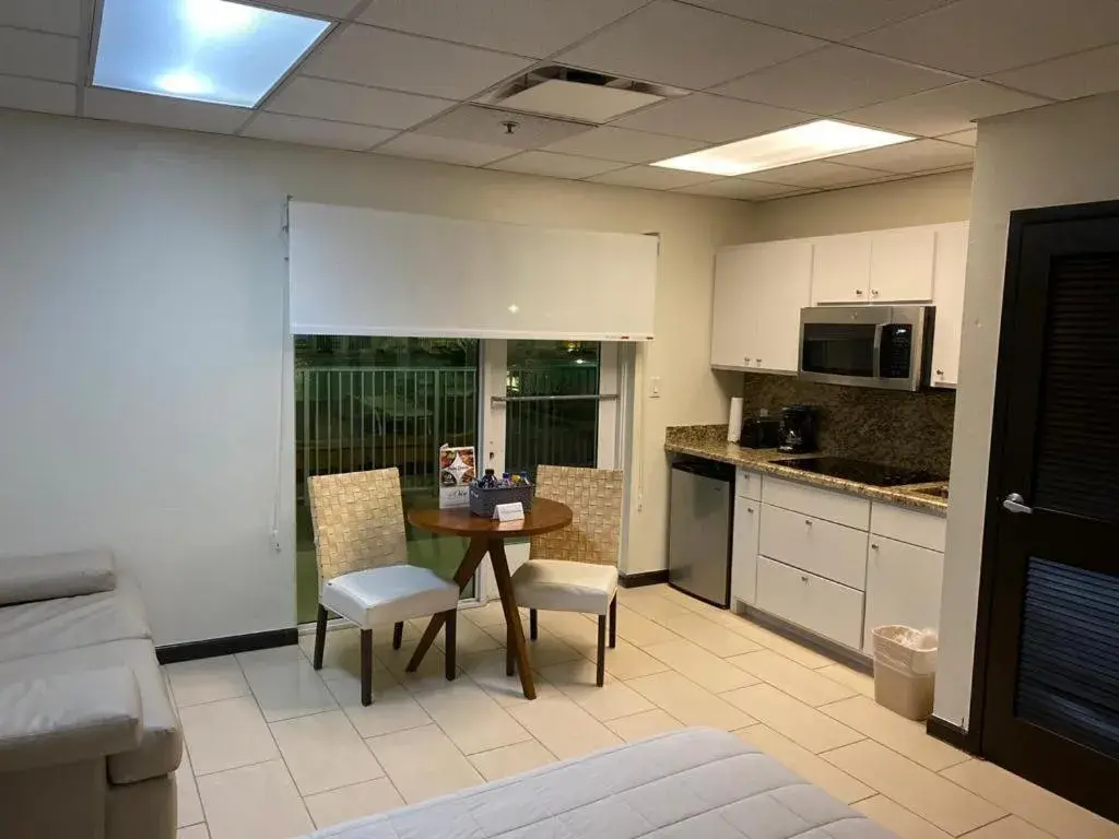 King Studio in Peninsula Island Resort & Spa - Beachfront Property at South Padre Island King Studio in Peninsula Island Resort & Spa - Beachfront Property at South Padre Island