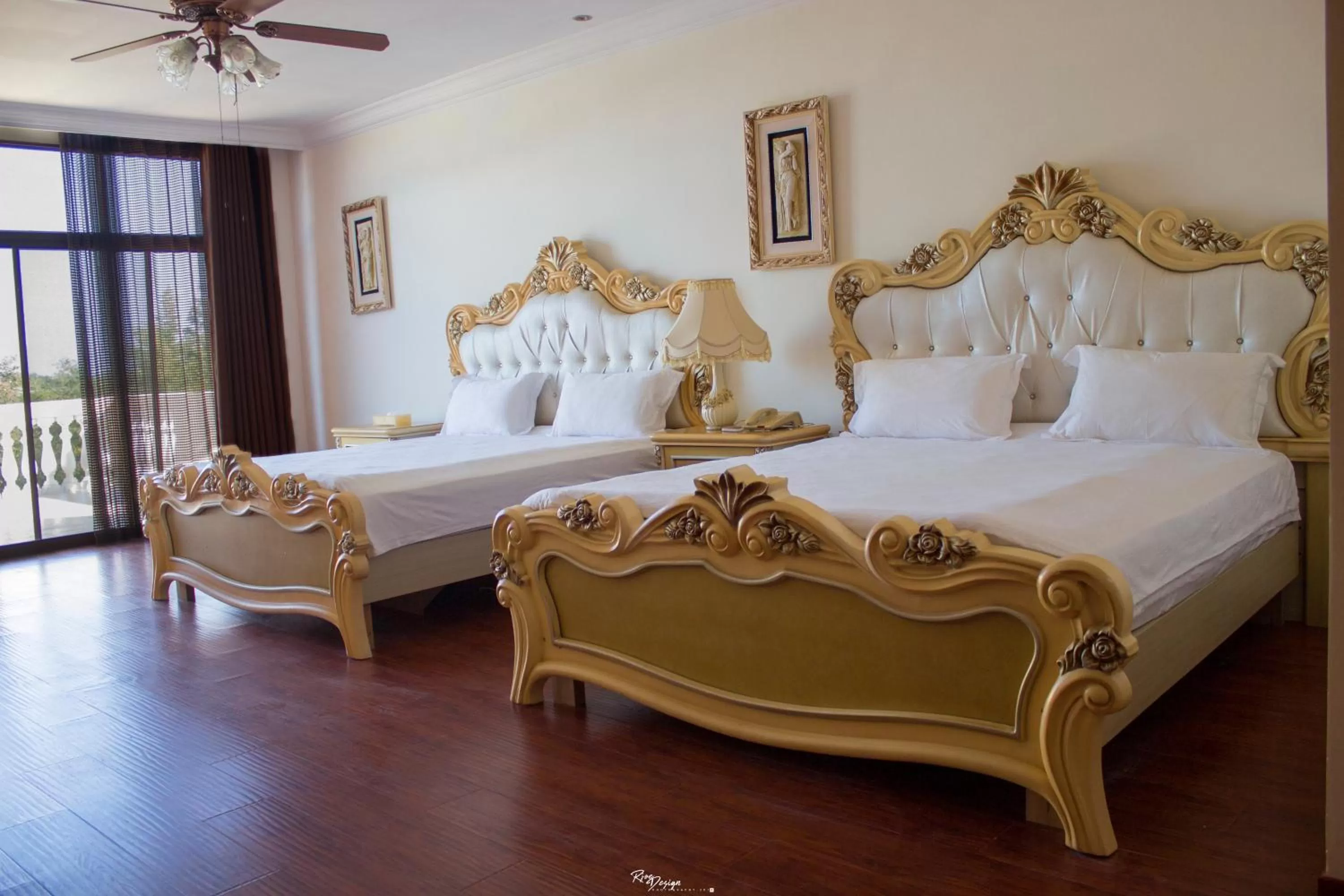 Bed in Victoria Beach Hotel