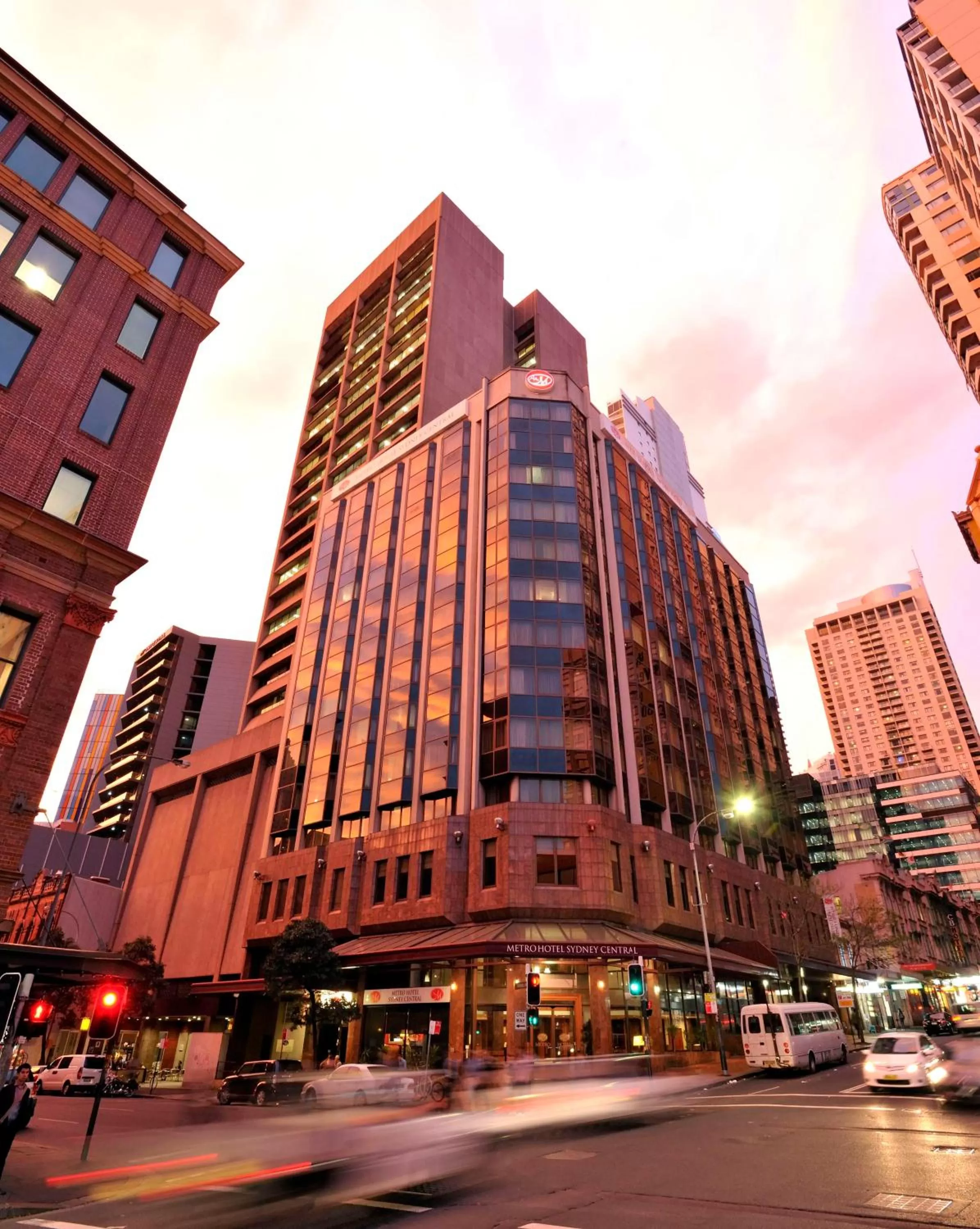 Property building in Metro Hotel Marlow Sydney Central