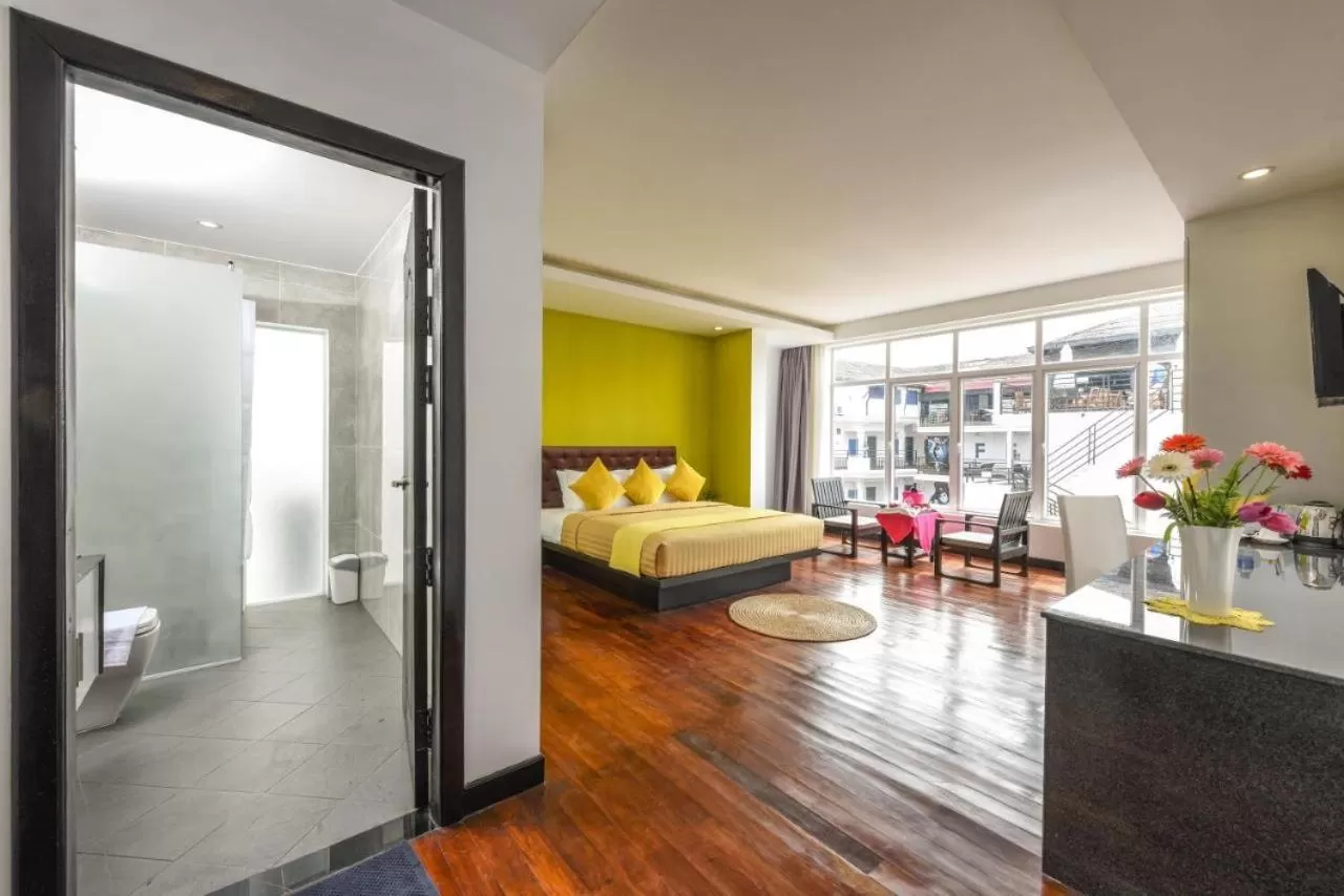 Photo of the whole room, Bed in Flex Urban Family Villa Hotel