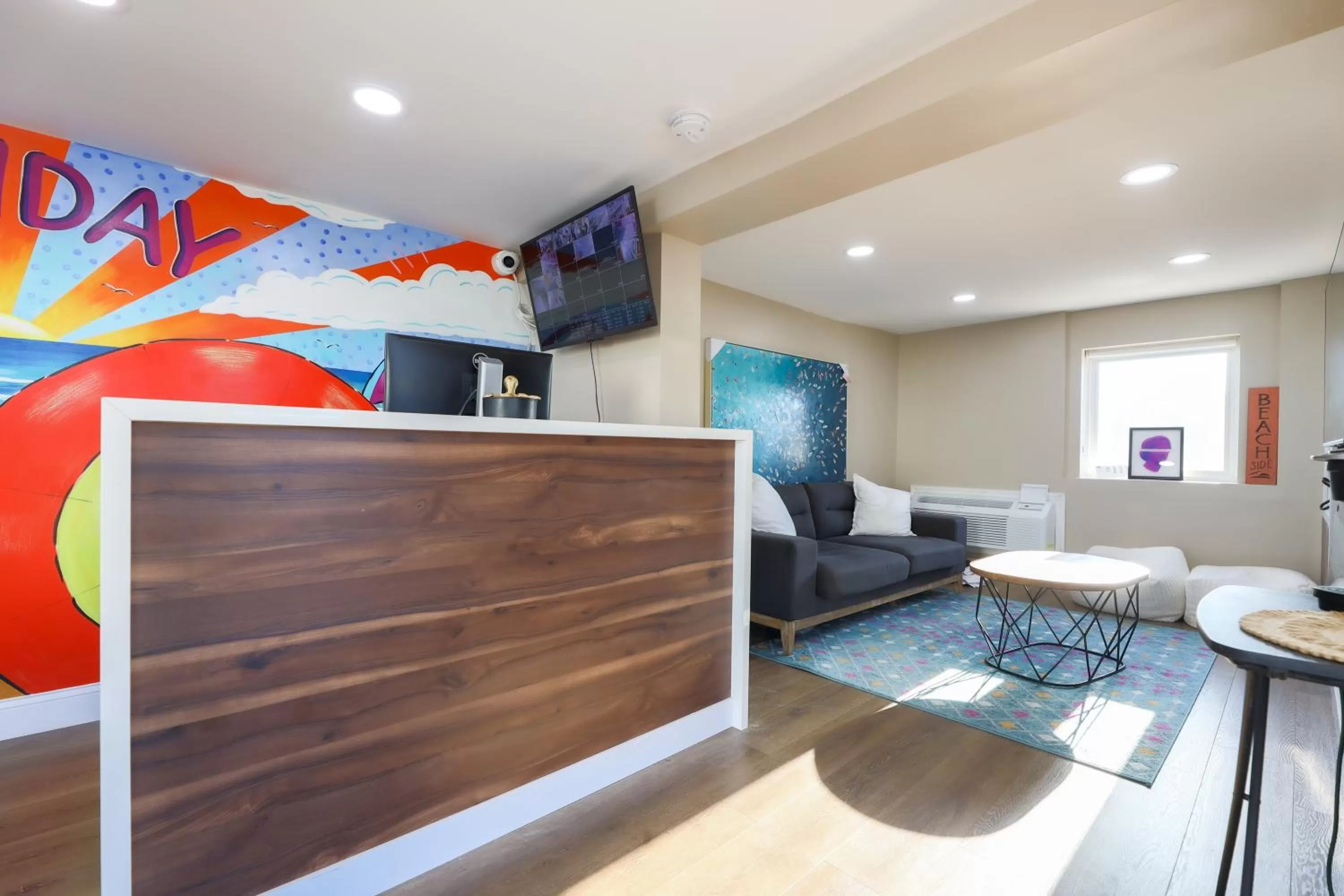 Lobby or reception in Seaside Sands Inn