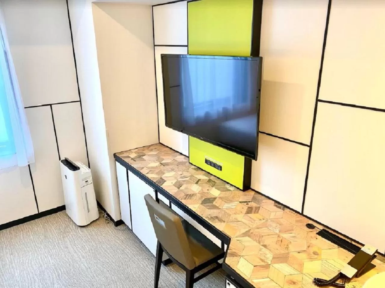 TV and multimedia in Henn na Hotel Osaka Shinsaibashi