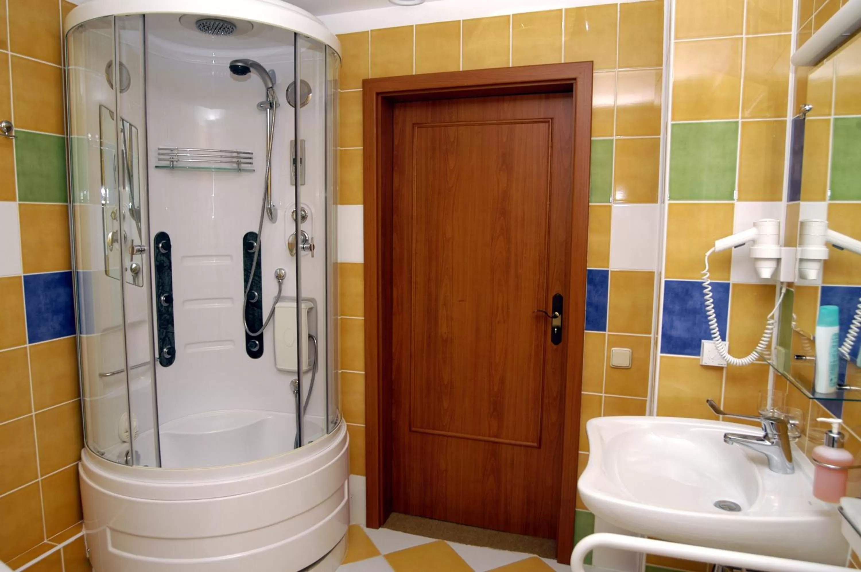 Shower, Bathroom in Hotel Loucky