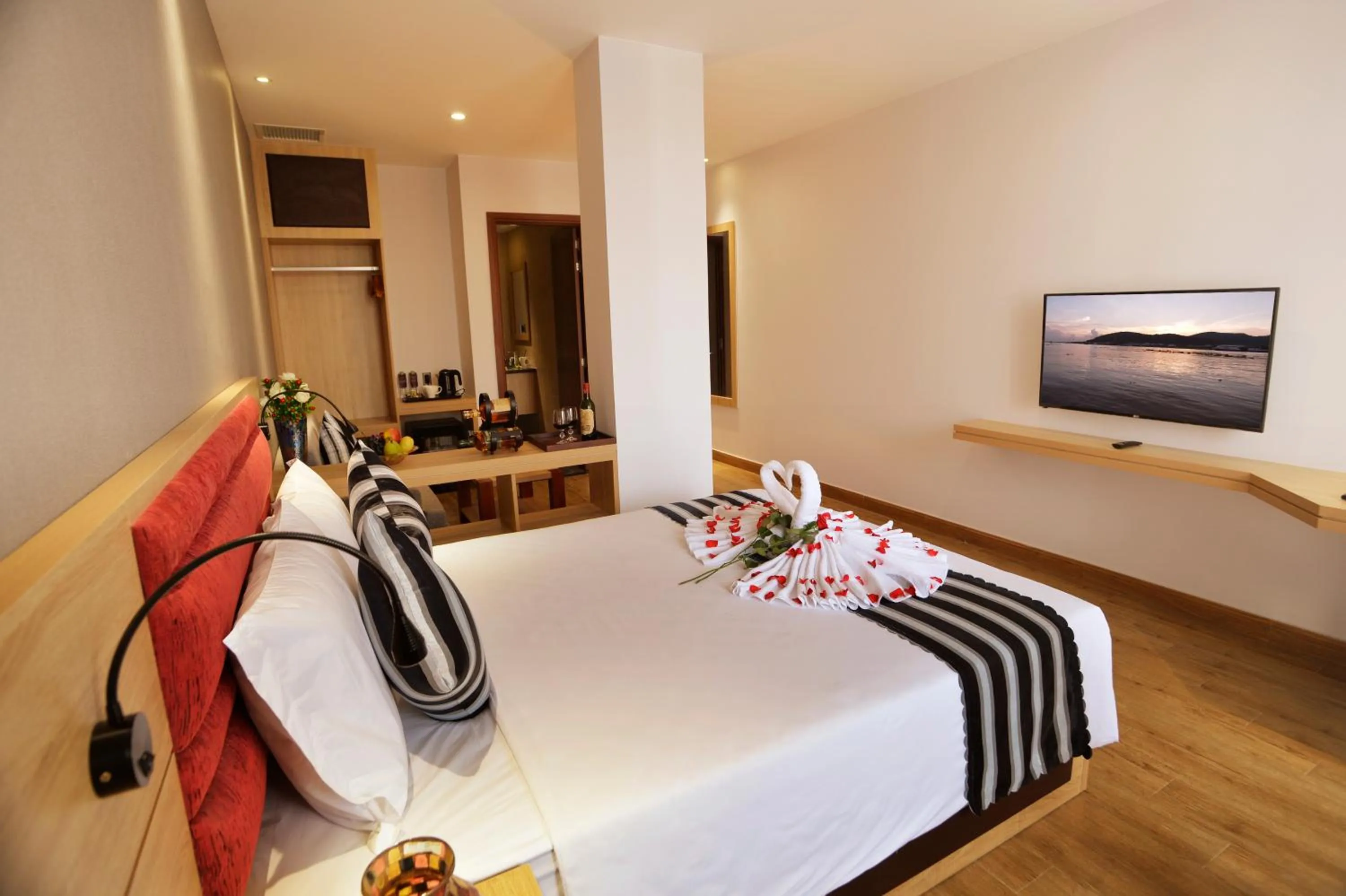 Bedroom, Bed in Aiden Saigon Hotel