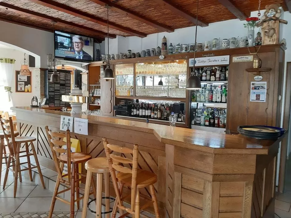 Lounge or bar in Hotel Medebach - Zum Schwanenkönig