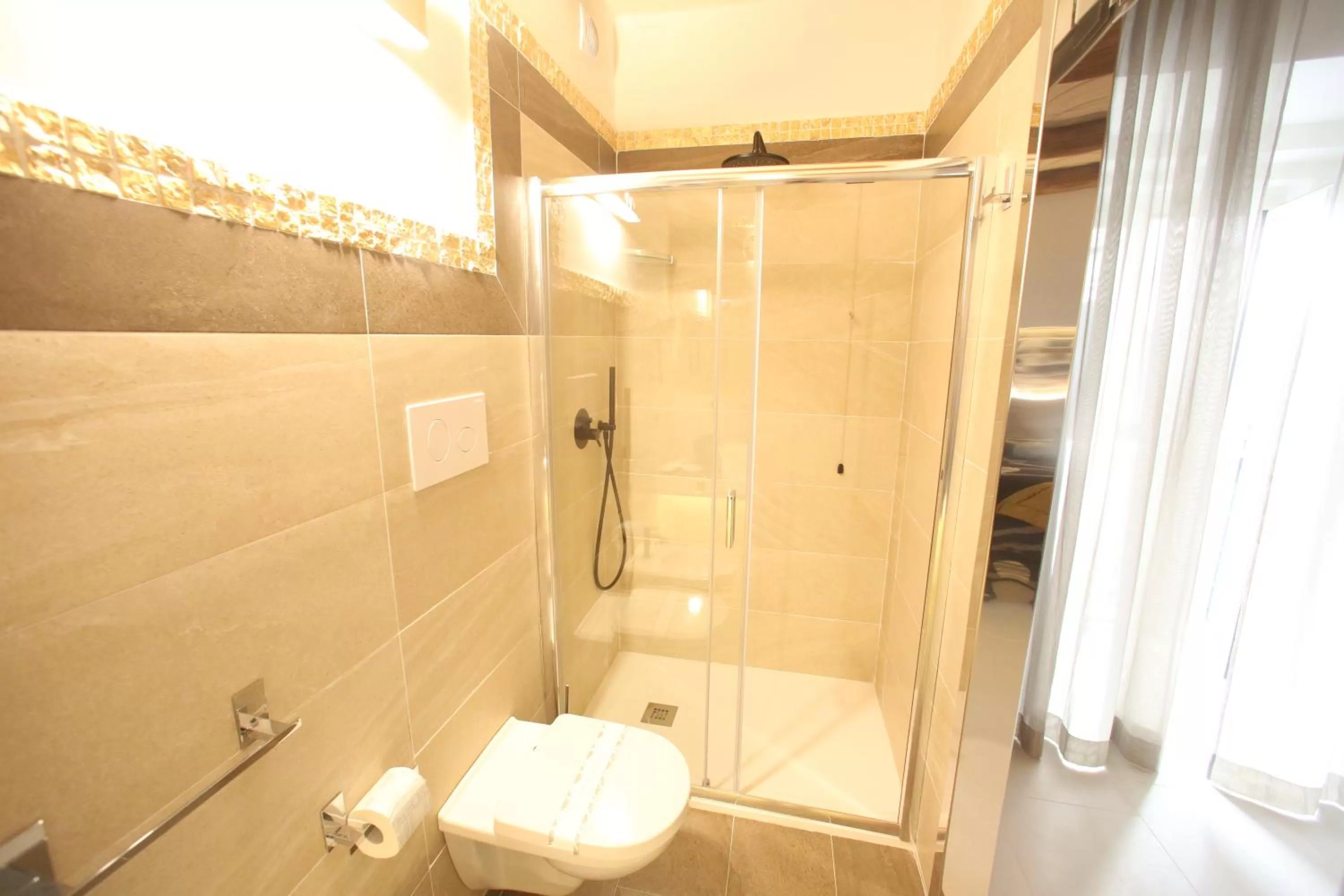 Shower in Relais Piazza Del Plebiscito B&B