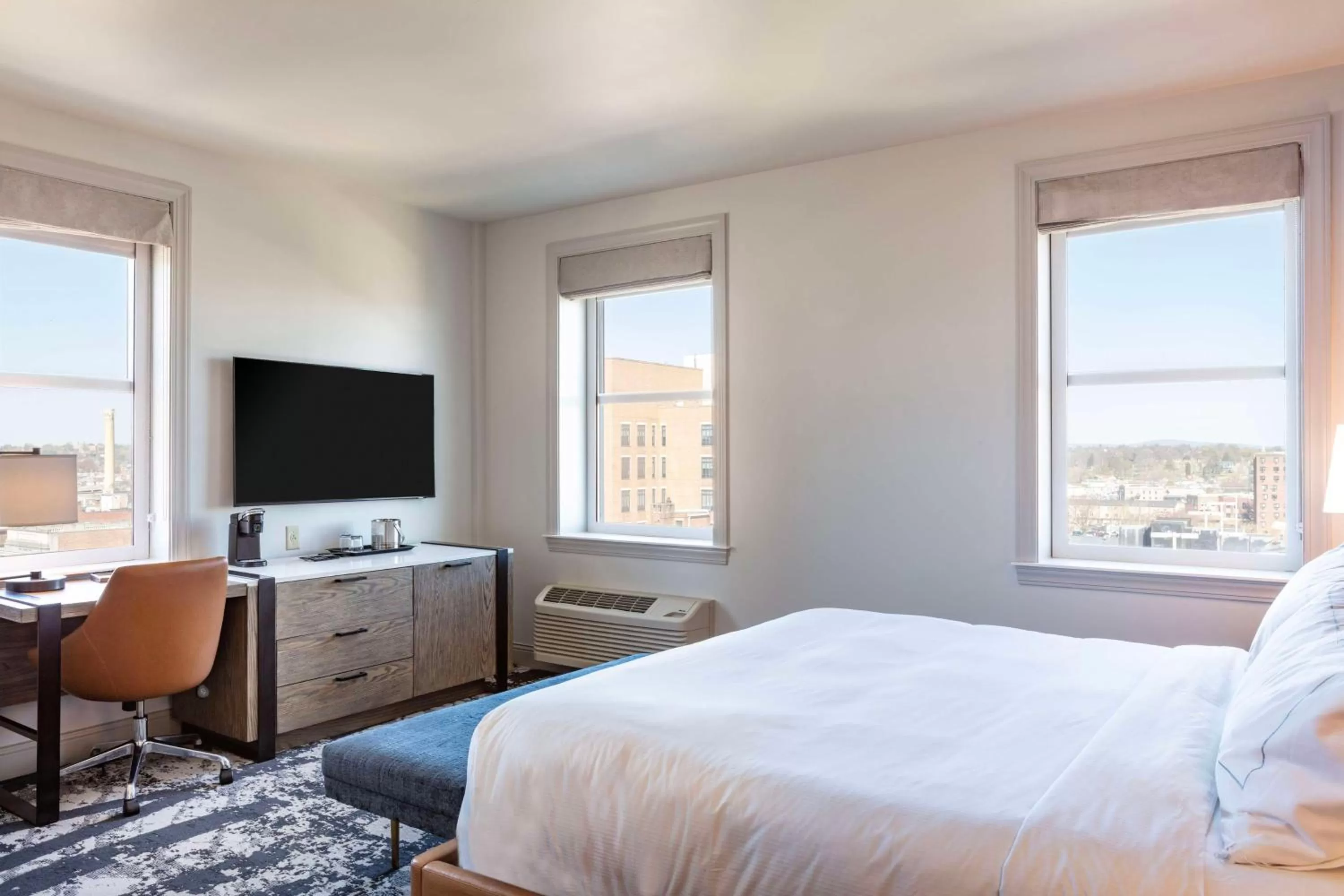 Bedroom, Bed in The Yorktowne Hotel, Tapestry Collection by Hilton
