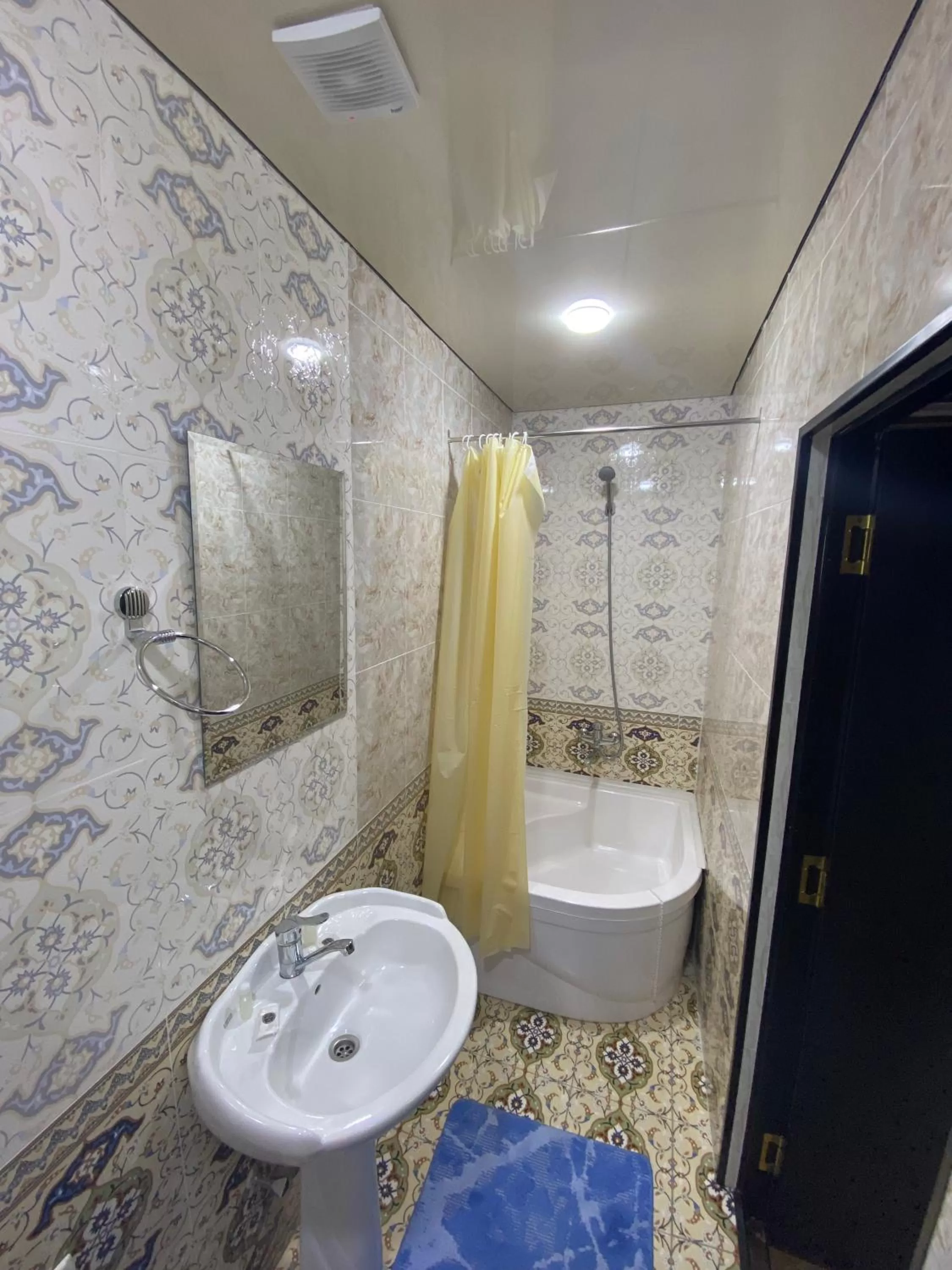 Shower, Bathroom in HOTEL UZBEGIM