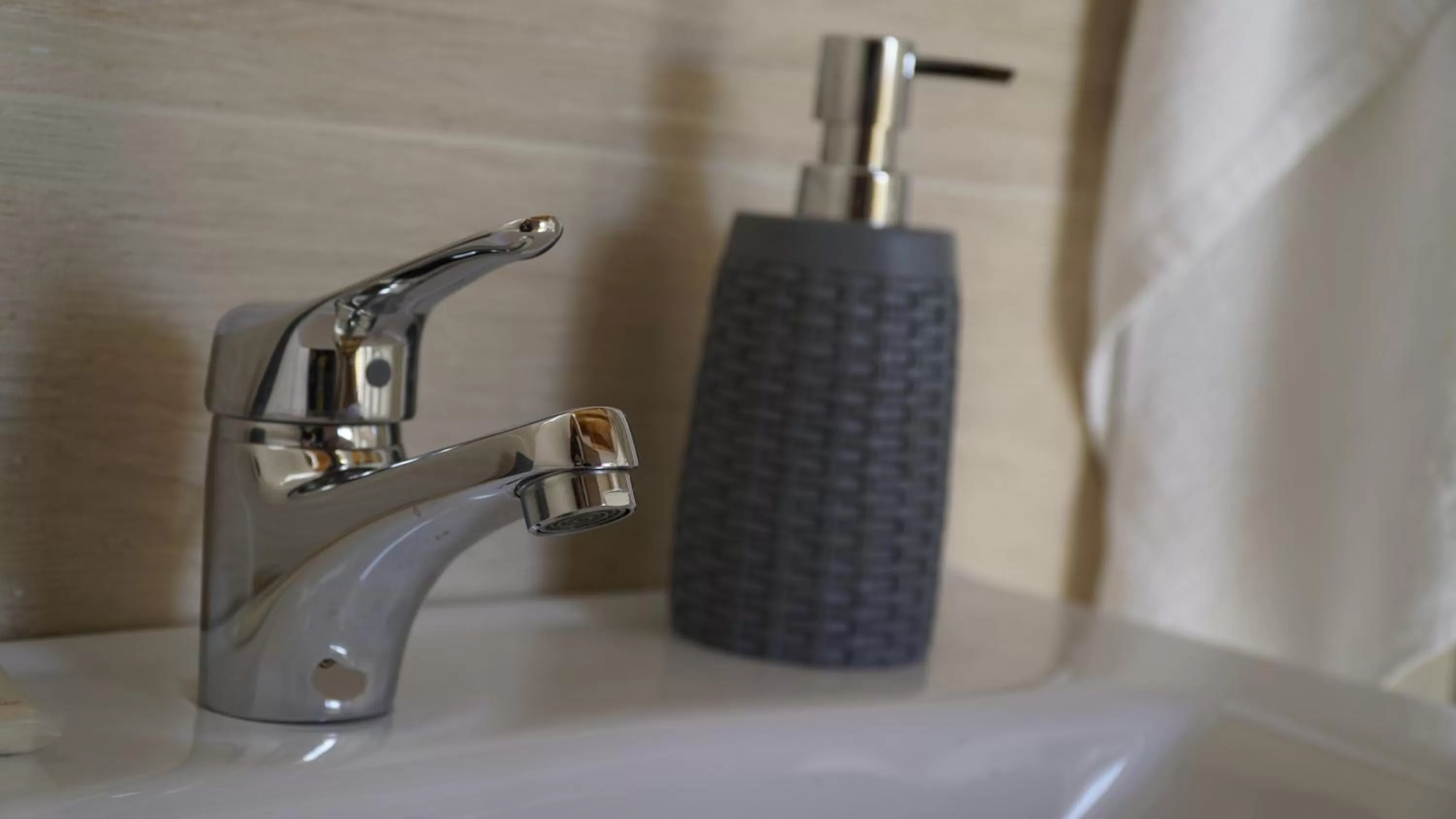 Bathroom in Le Vie di Girgenti