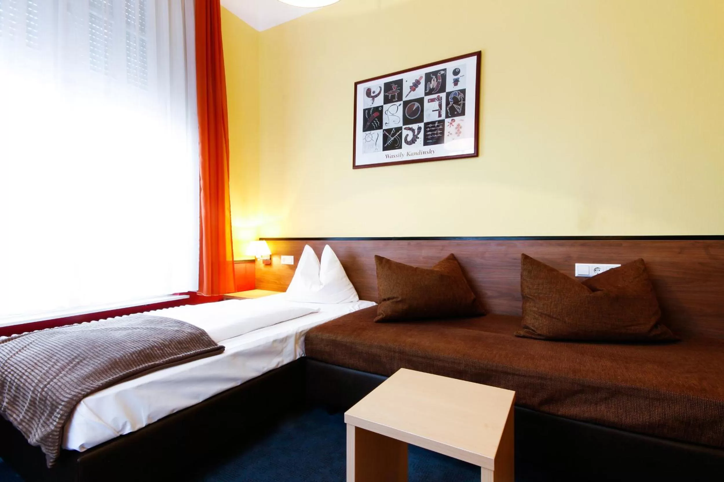 Photo of the whole room, Bed in Hotel am Tiergarten