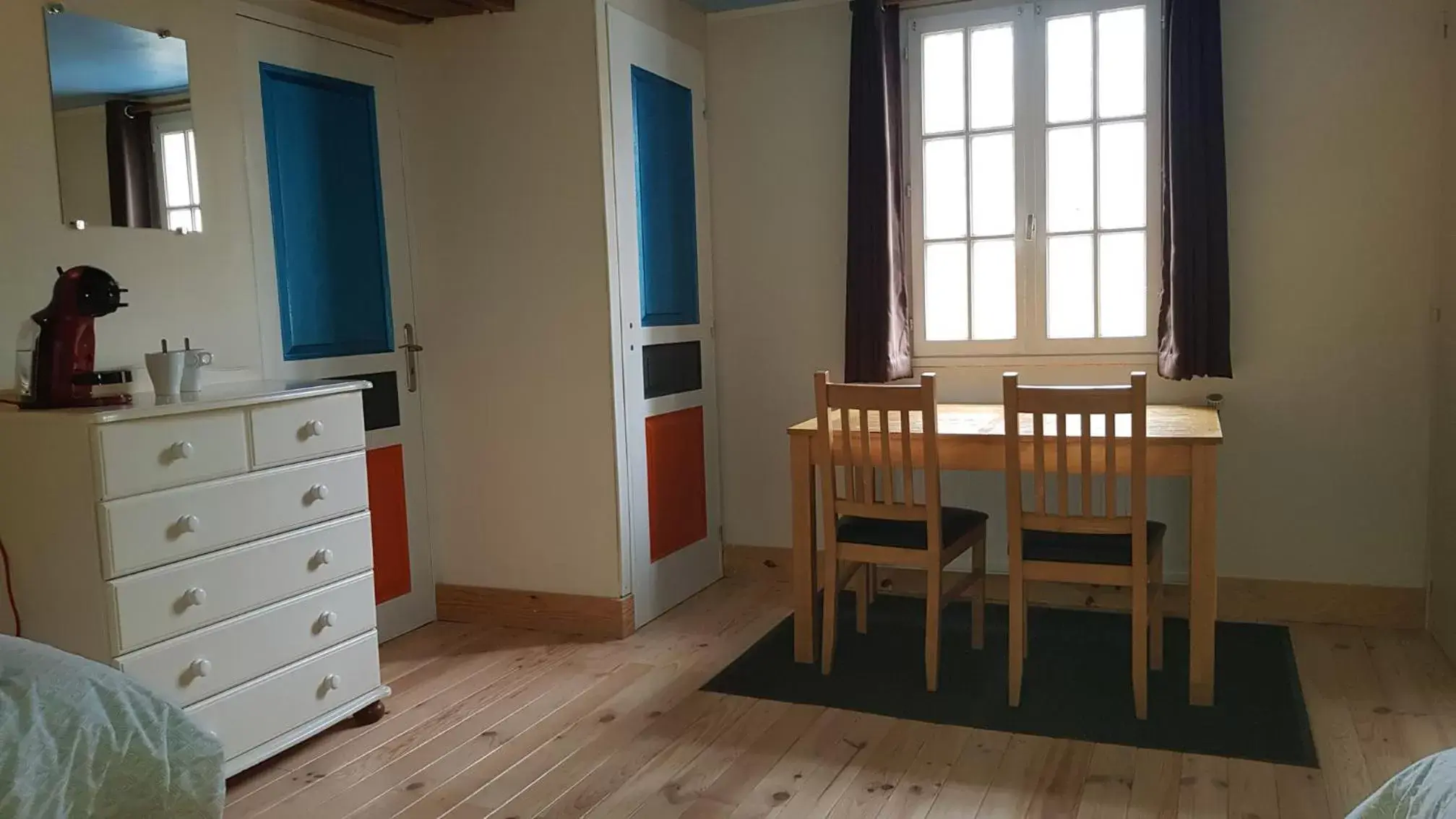 Twin Room in Moulin2Roues Twin Room in Moulin2Roues