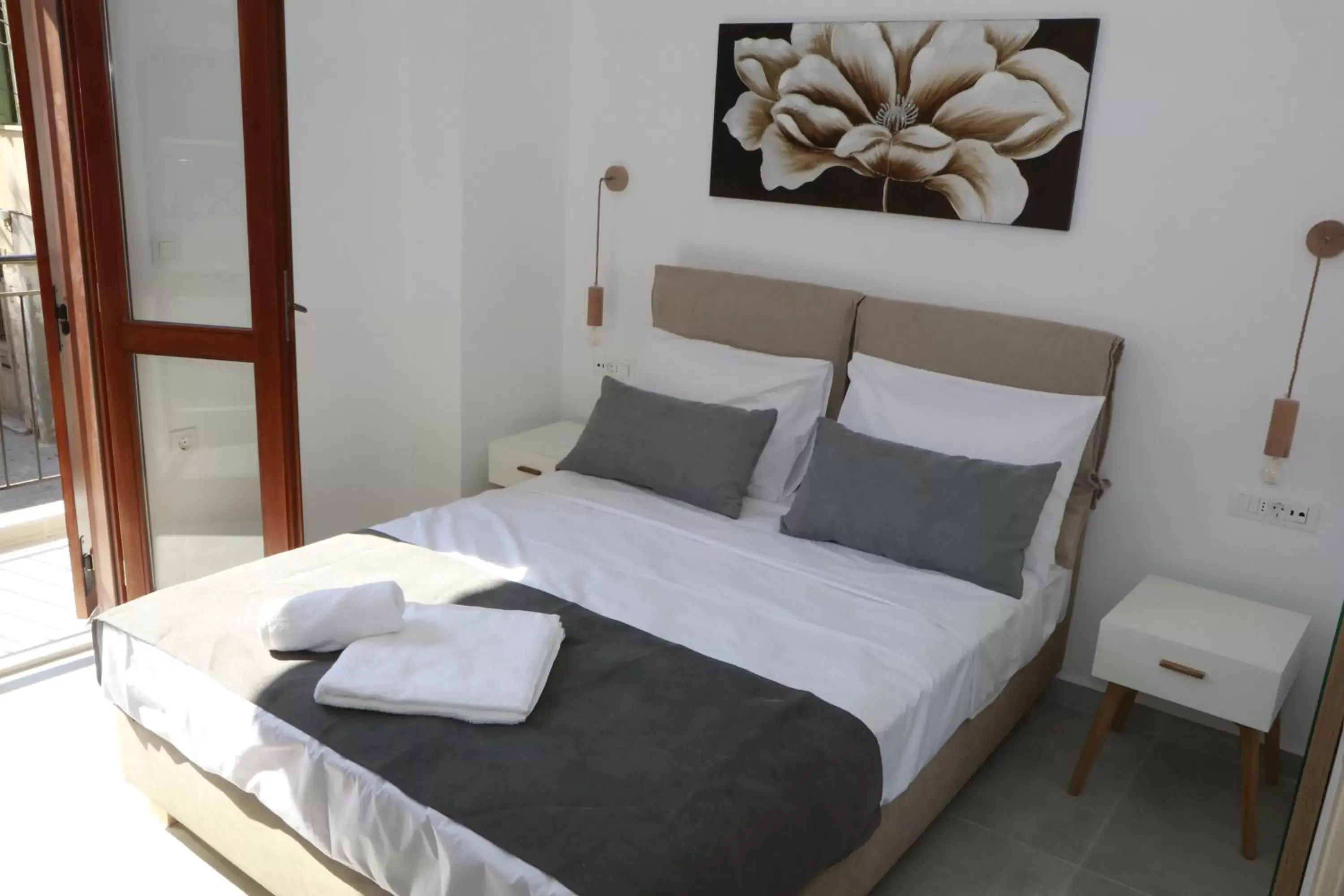 Deluxe Two-Bedroom Family Room in Deluxe Hotel Deluxe Two-Bedroom Family Room in Deluxe Hotel