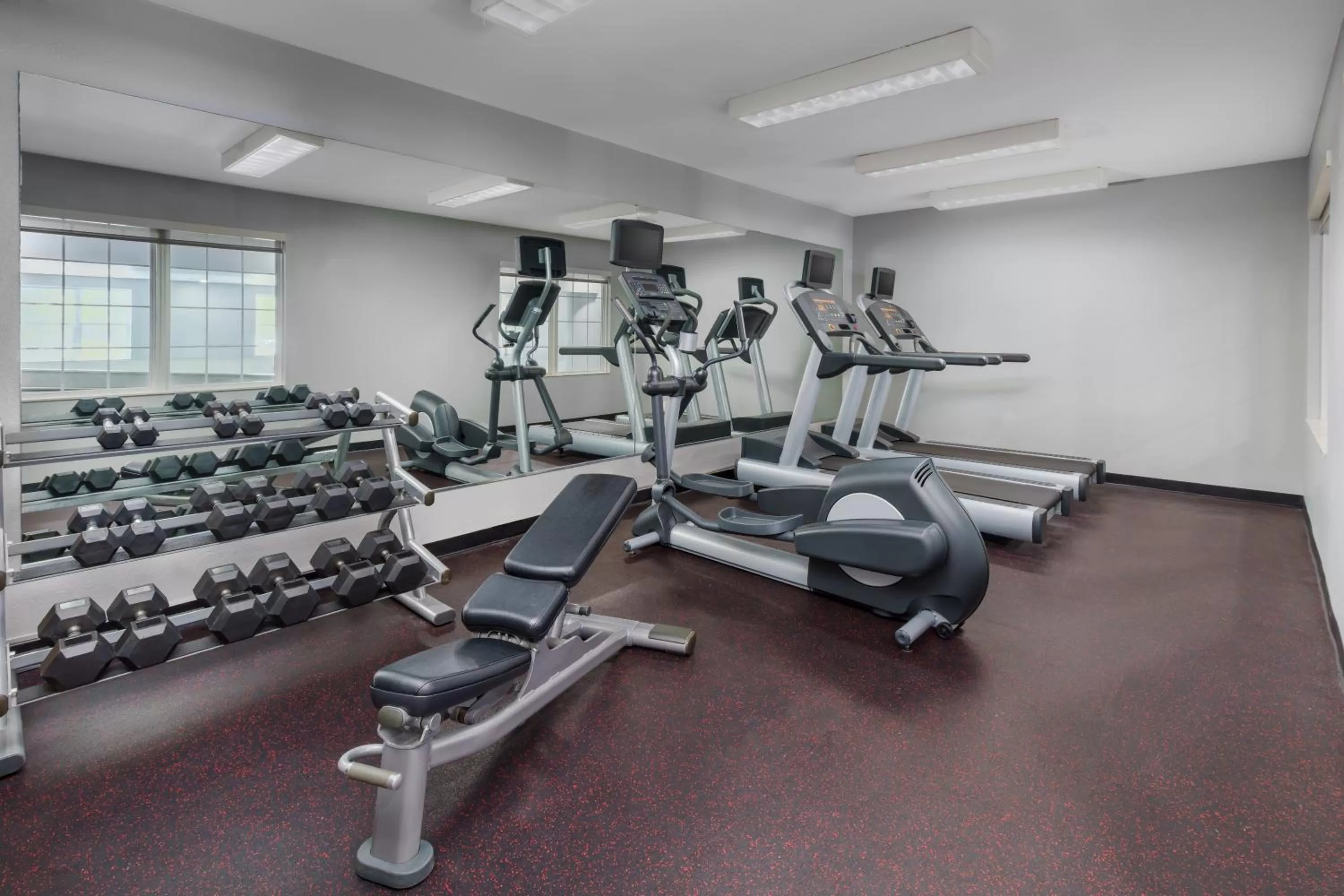 Fitness centre/facilities in TownePlace Suites Manchester-Boston Regional Airport