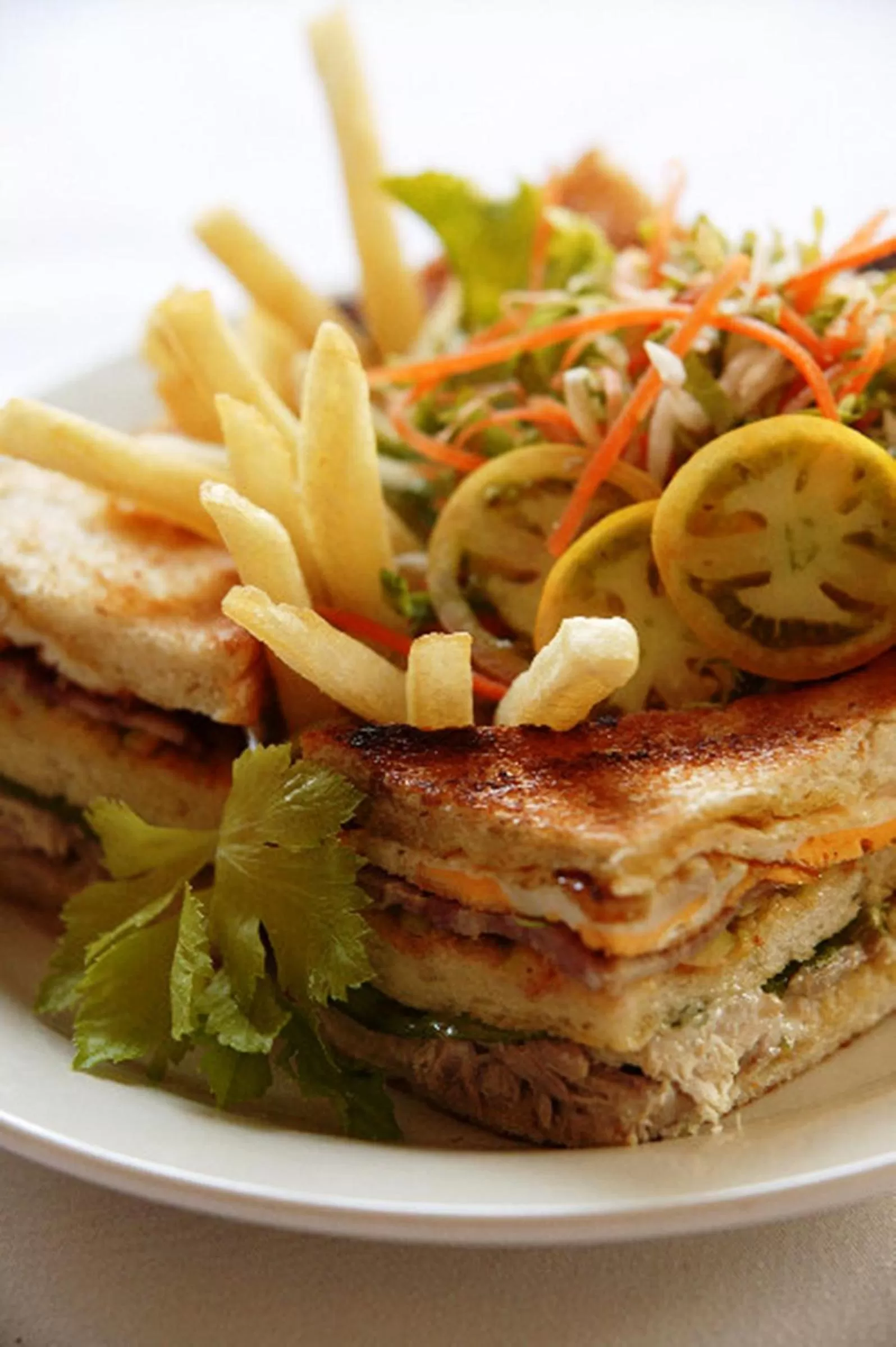 Food and drinks in Capricorn International Hotel