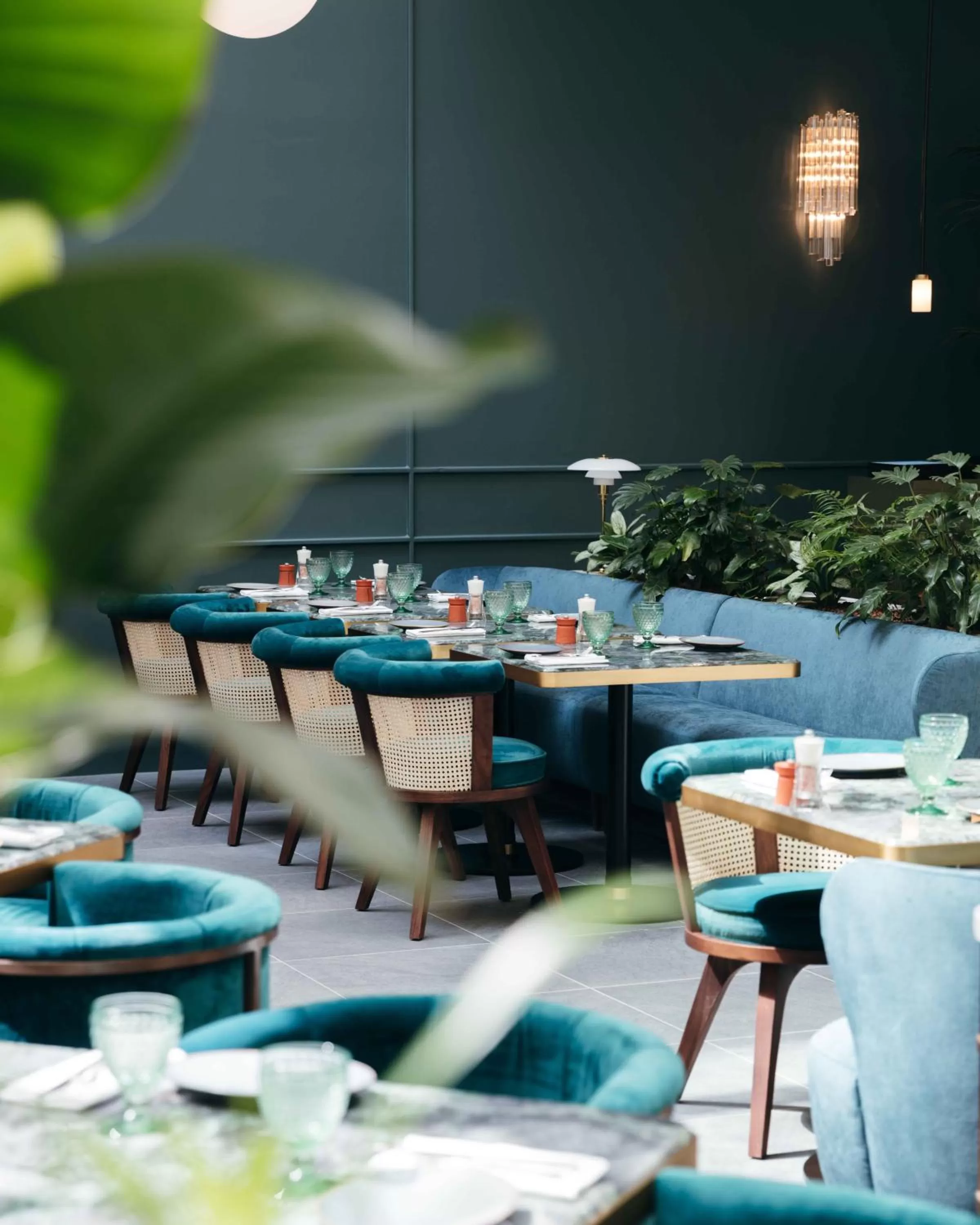 Restaurant/places to eat in Kimpton - St Honoré Paris by IHG