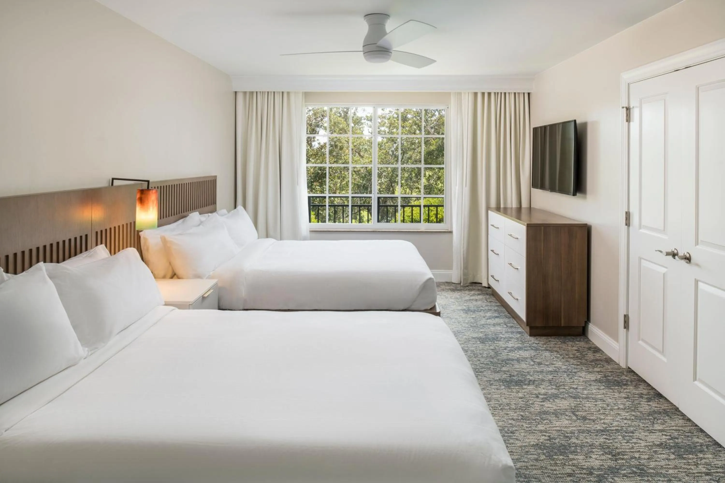 Bedroom, Bed in Marriott's Lakeshore Reserve