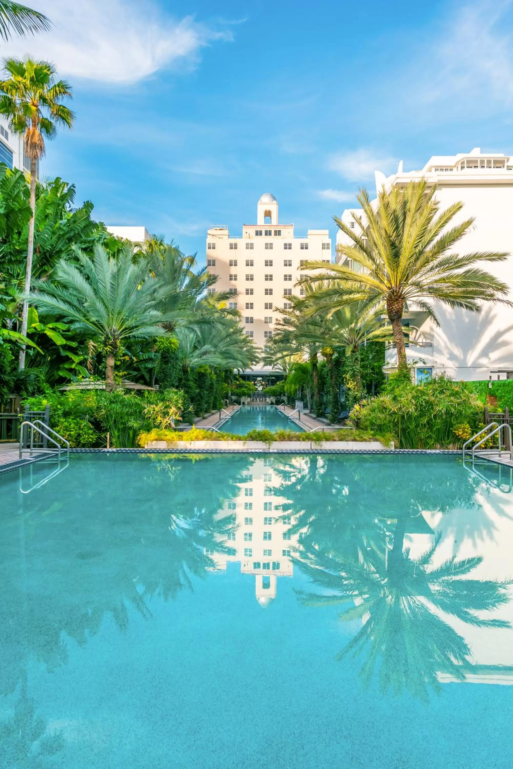 Swimming pool in National Hotel, An Adult Only Oceanfront Resort
