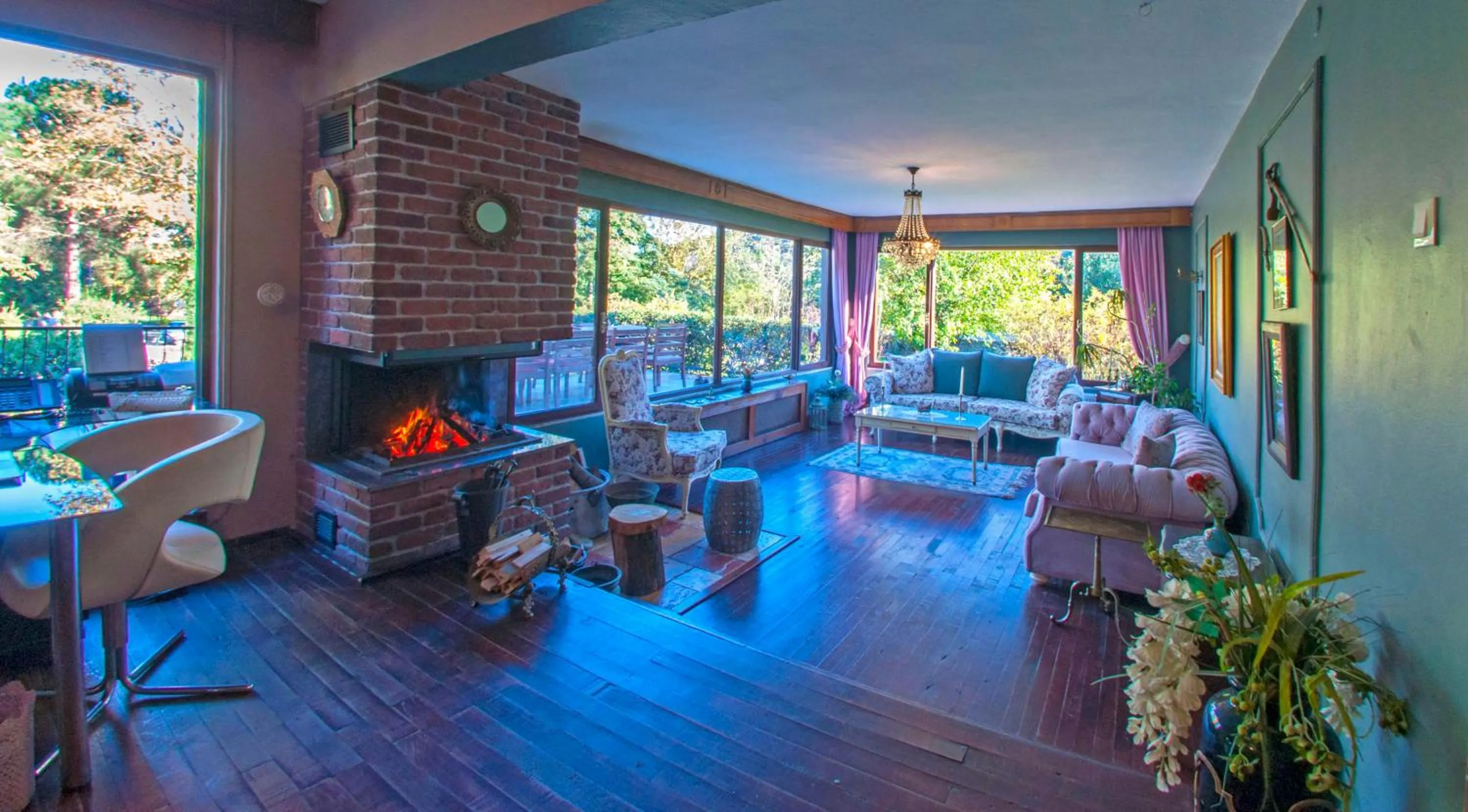 Living room in Villa Kirkpinar Sapanca