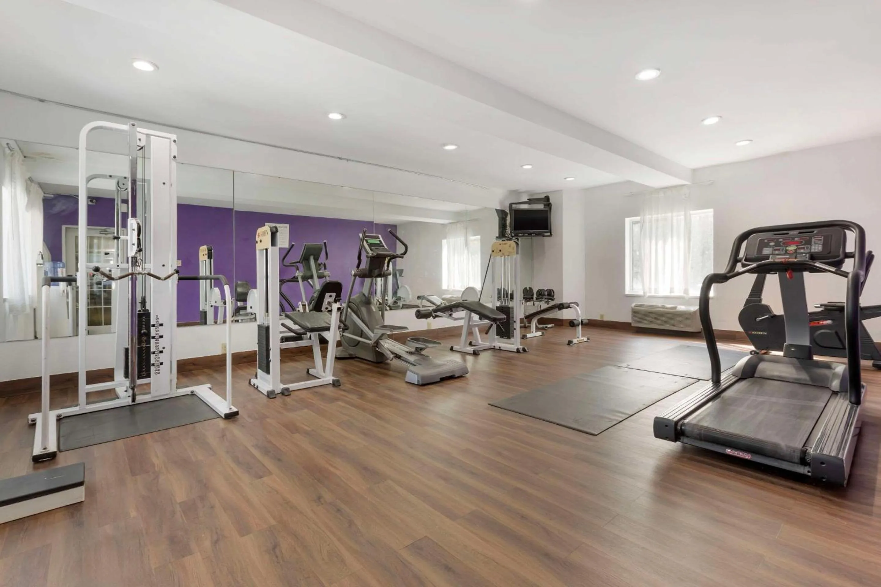 Fitness centre/facilities in Sleep Inn