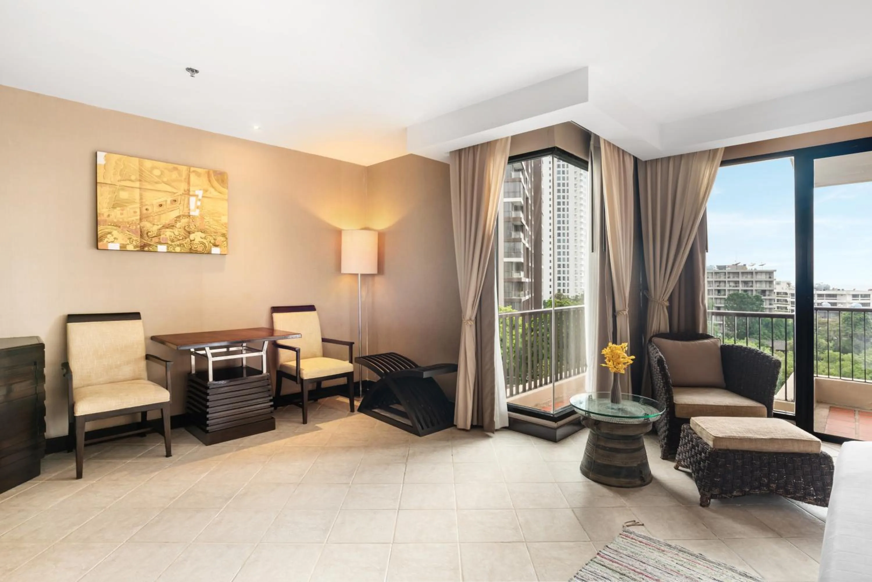 Seating area in Garden Cliff Resort And Spa