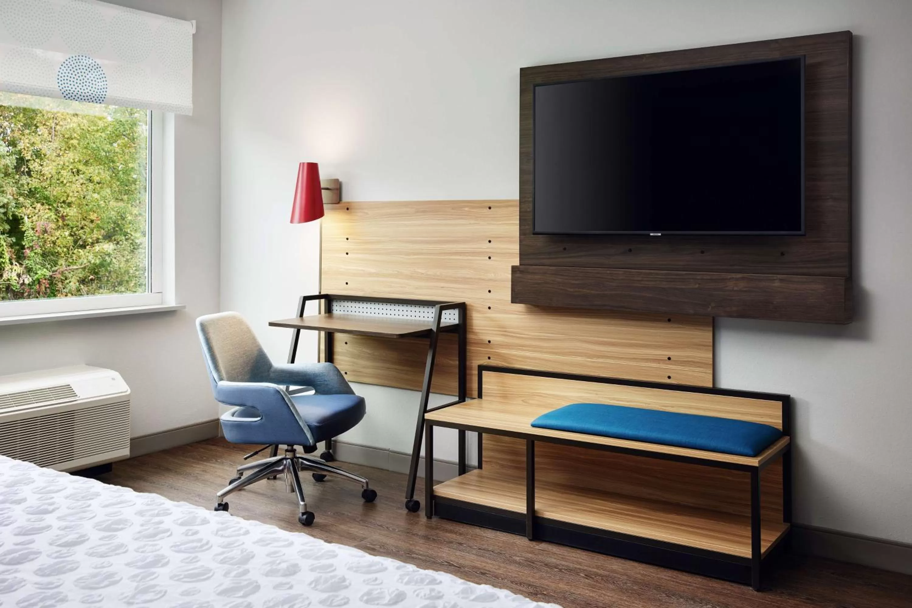 Bedroom in Tru By Hilton Atlanta Northlake Parkway, Ga