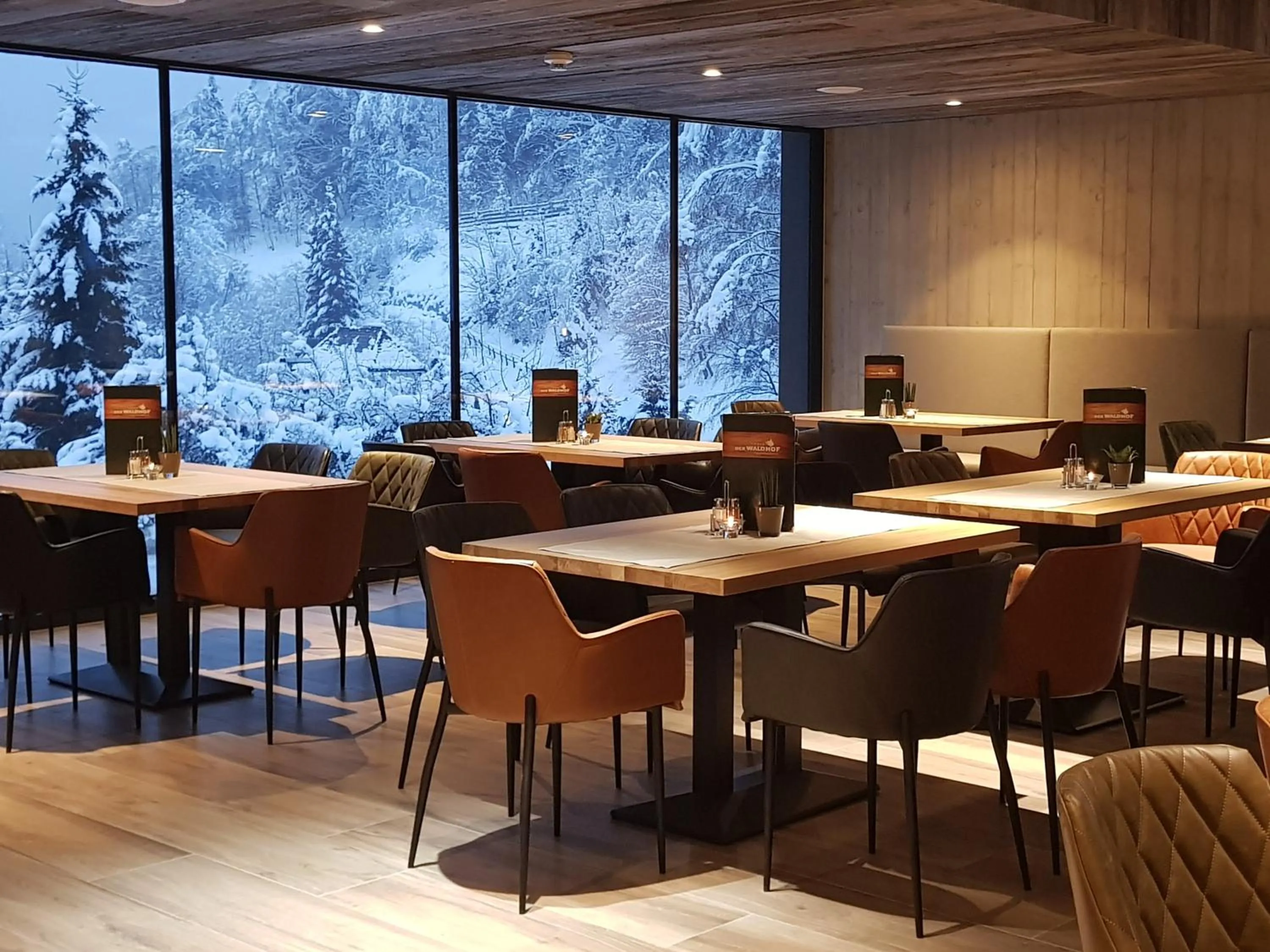 Restaurant/places to eat in Hotel Der Waldhof