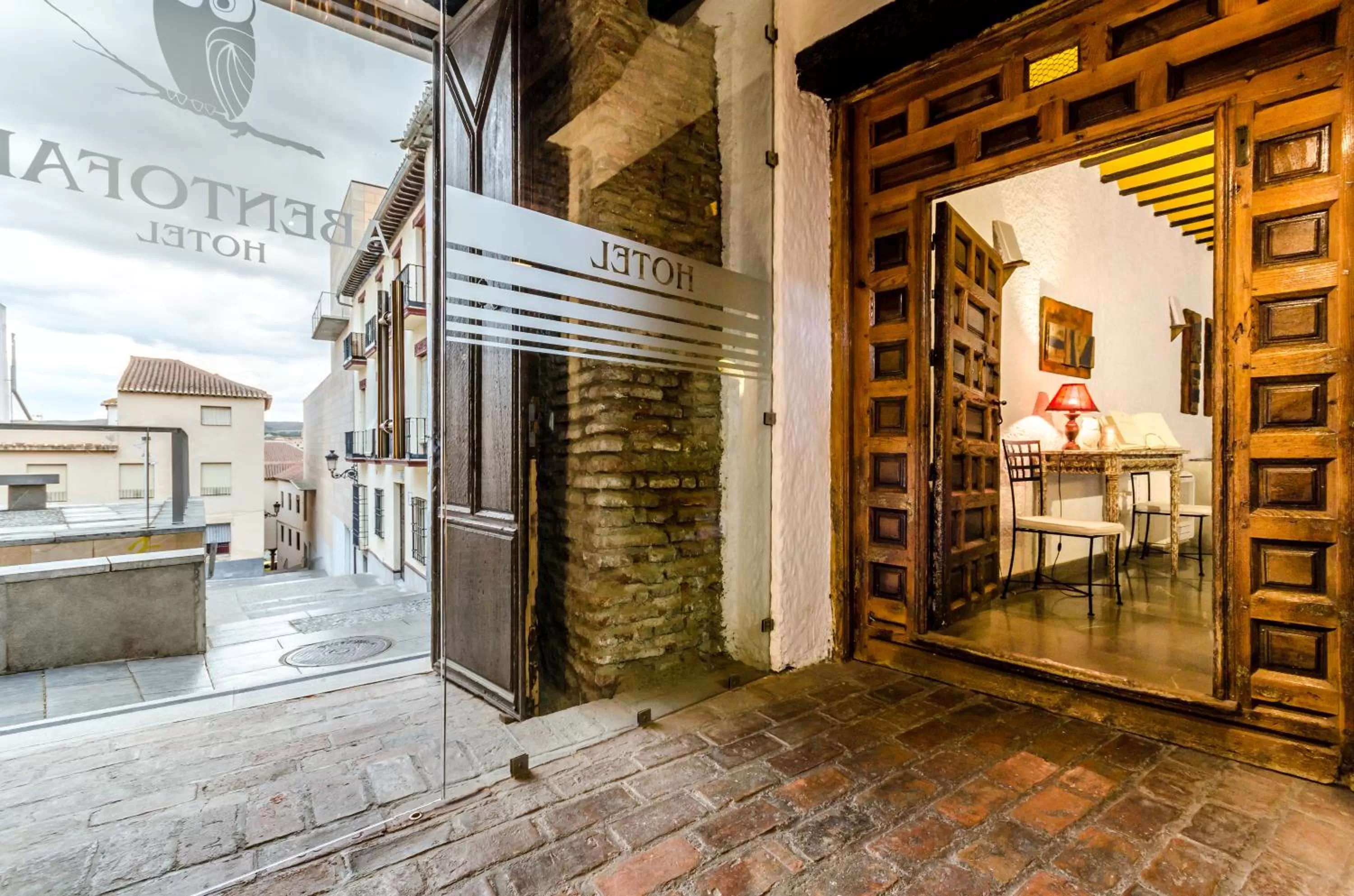 Facade/entrance in YIT Abentofail