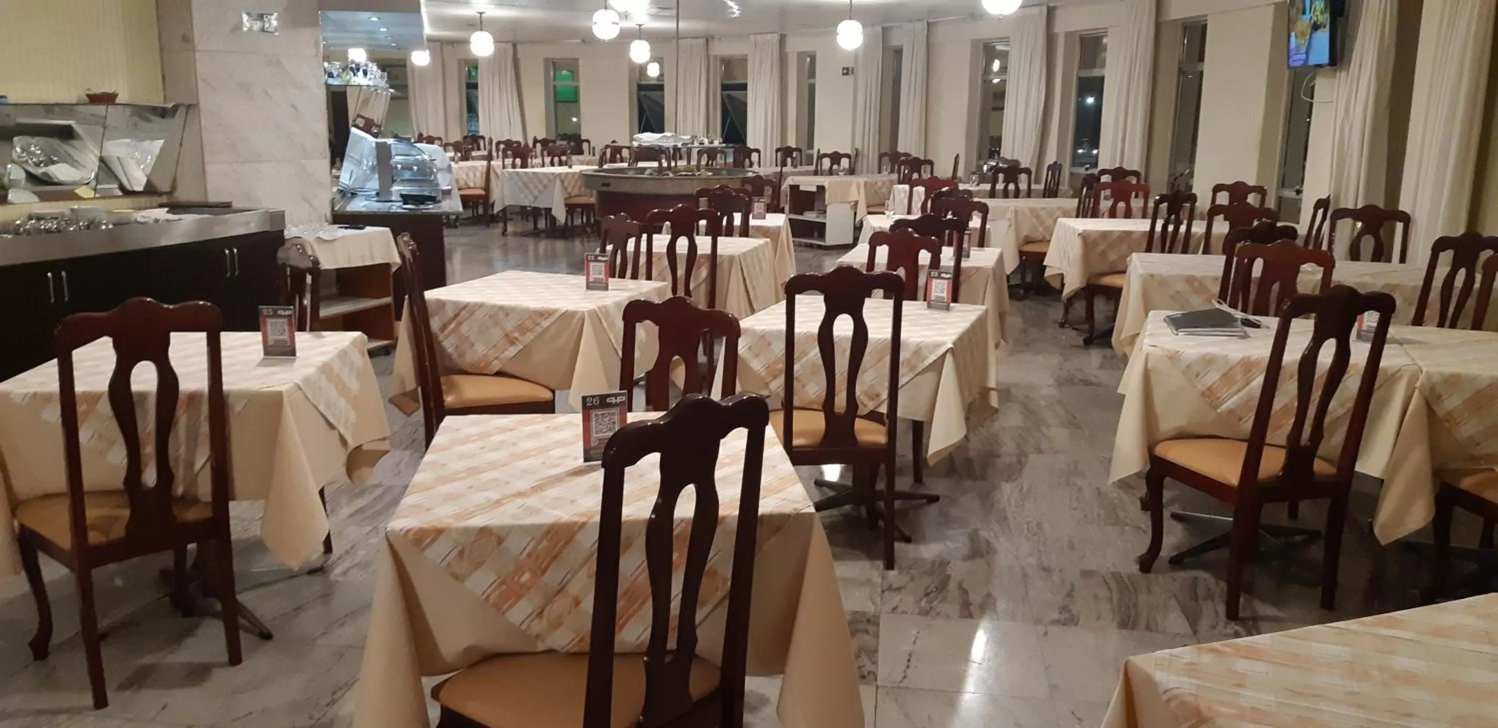 Restaurant/places to eat in Pampas Palace Hotel