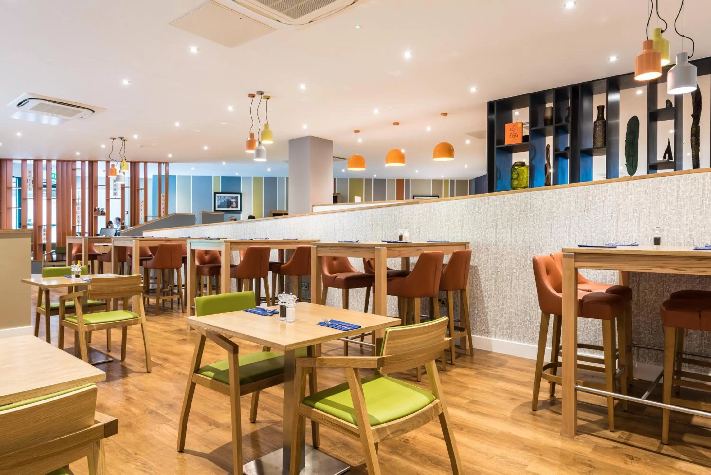 Restaurant/places to eat in Holiday Inn Lancaster by IHG