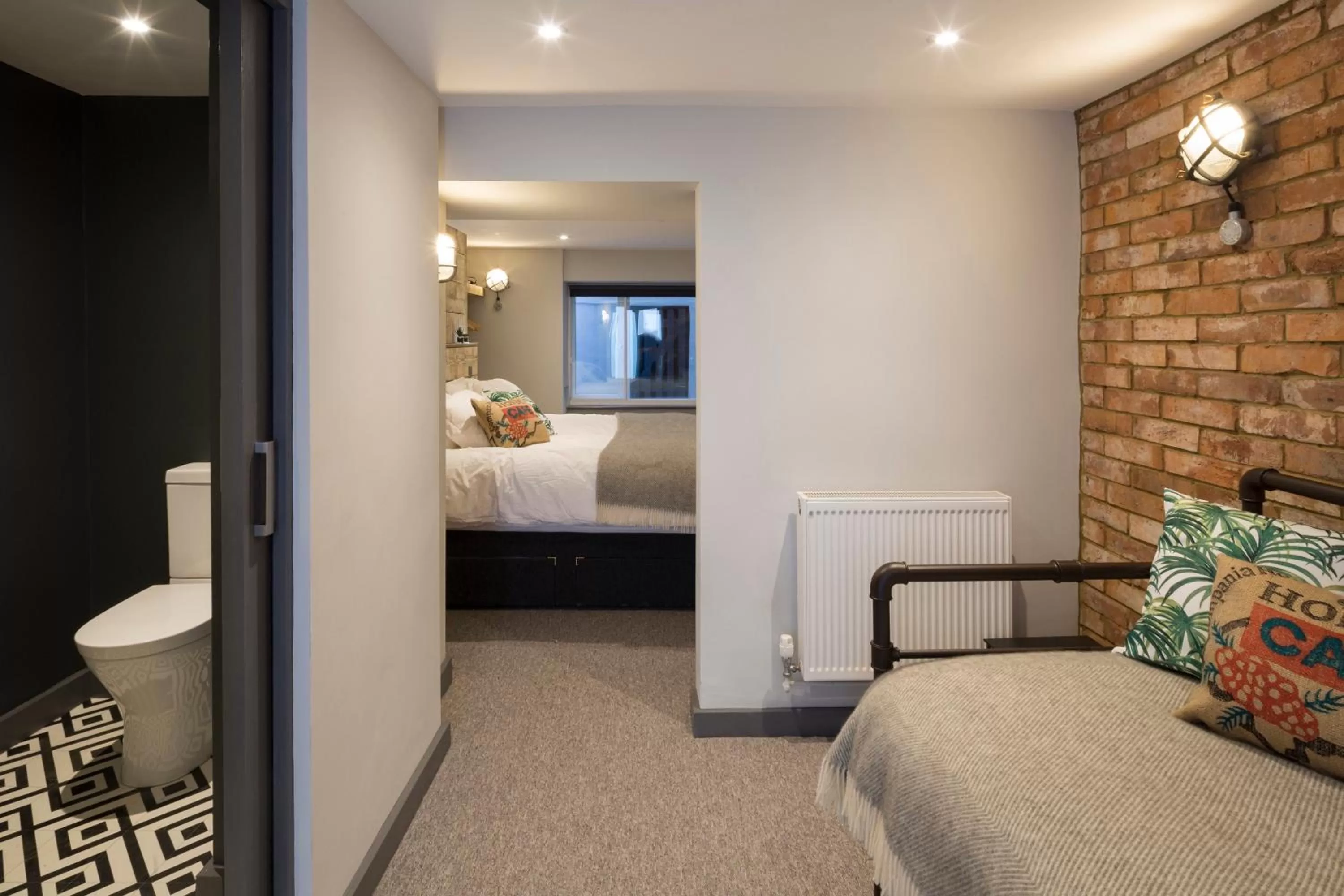 Bed in One Broad Street