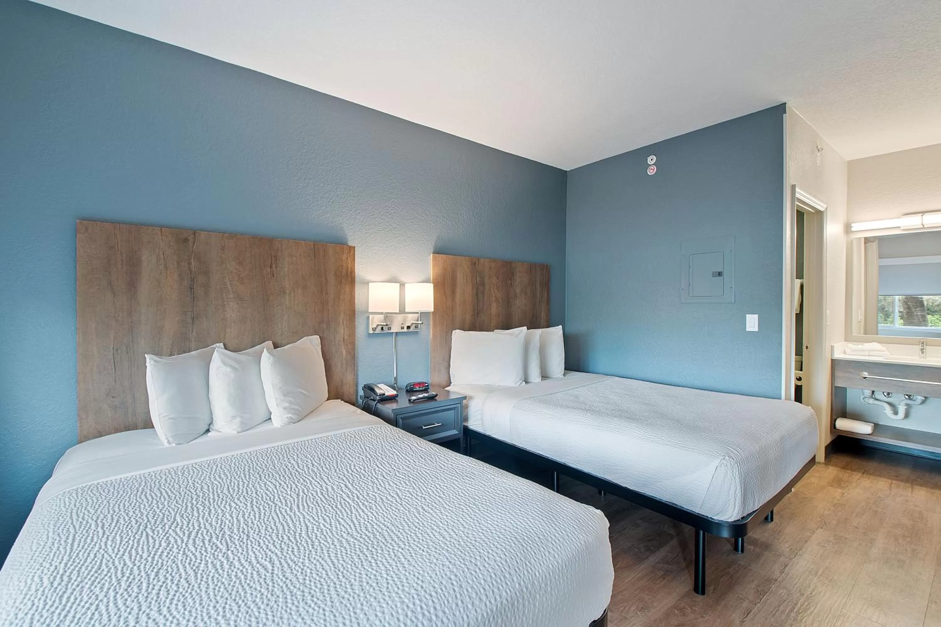 Bed in Extended Stay America Premier Suites - Miami - Airport - Doral - 25th Street