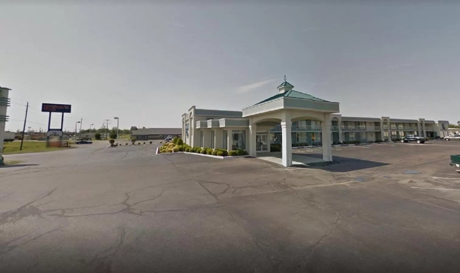 Property building in Hospitality House Union City I 69 US 51, TN