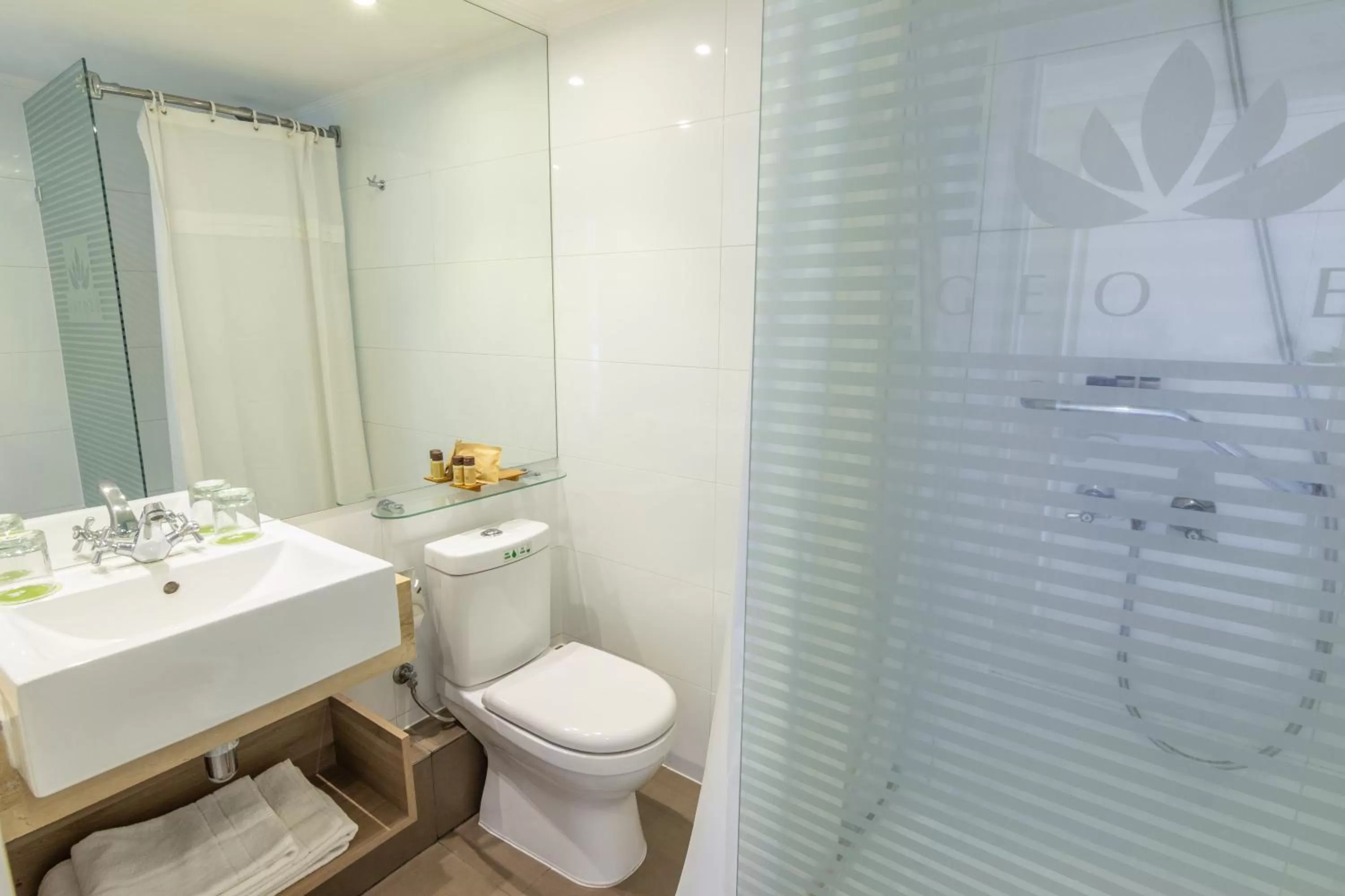 Standard Twin Room in Geotel Antofagasta