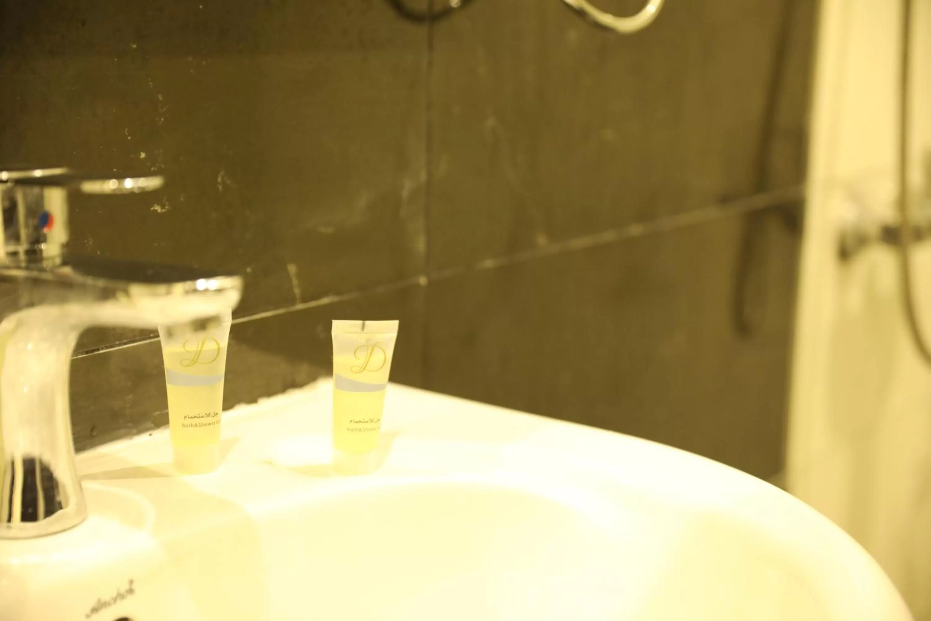 Bathroom in Quiet Rooms Suites 6 By Quiet Rooms