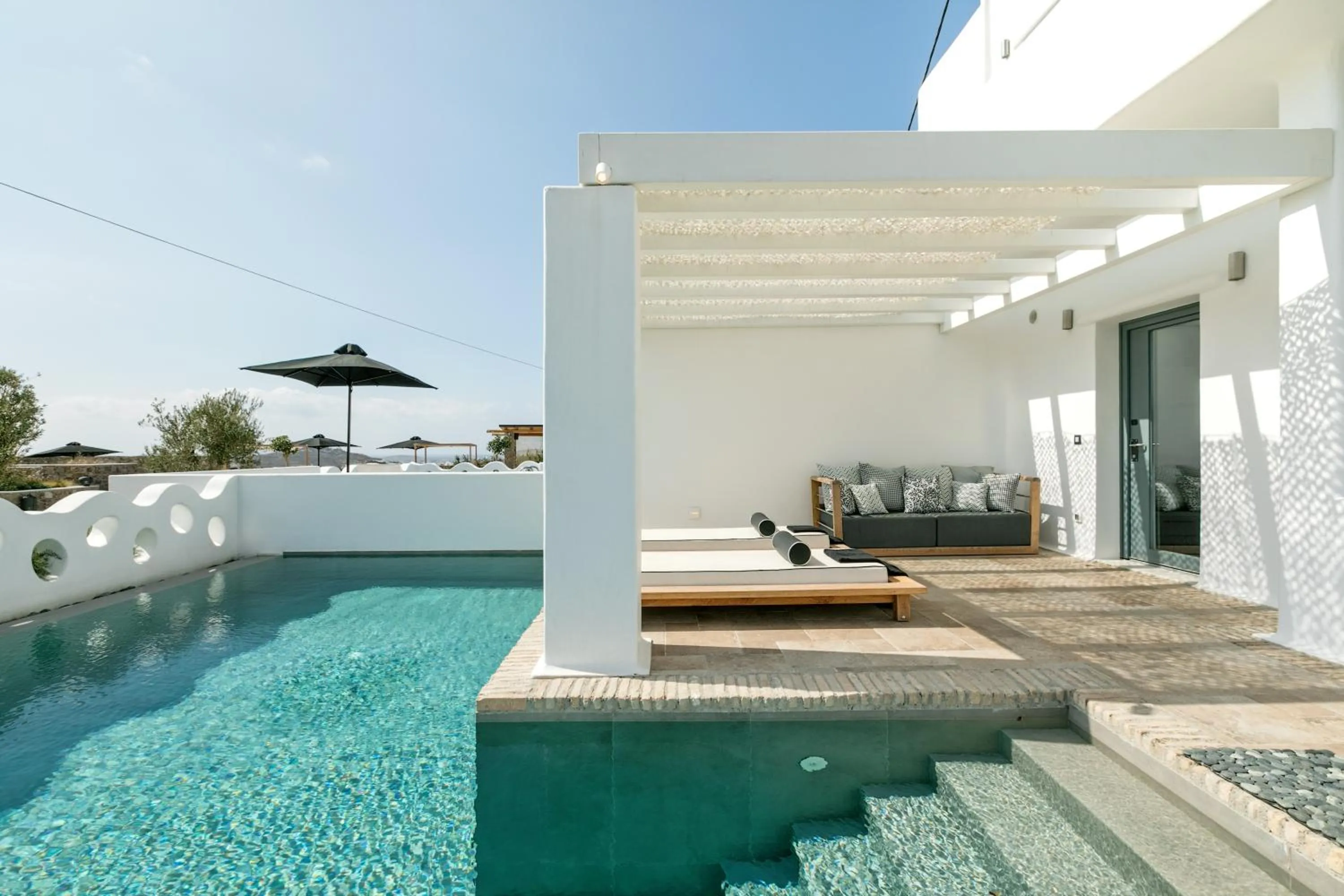 Property building in Portes Suites & Villas Mykonos