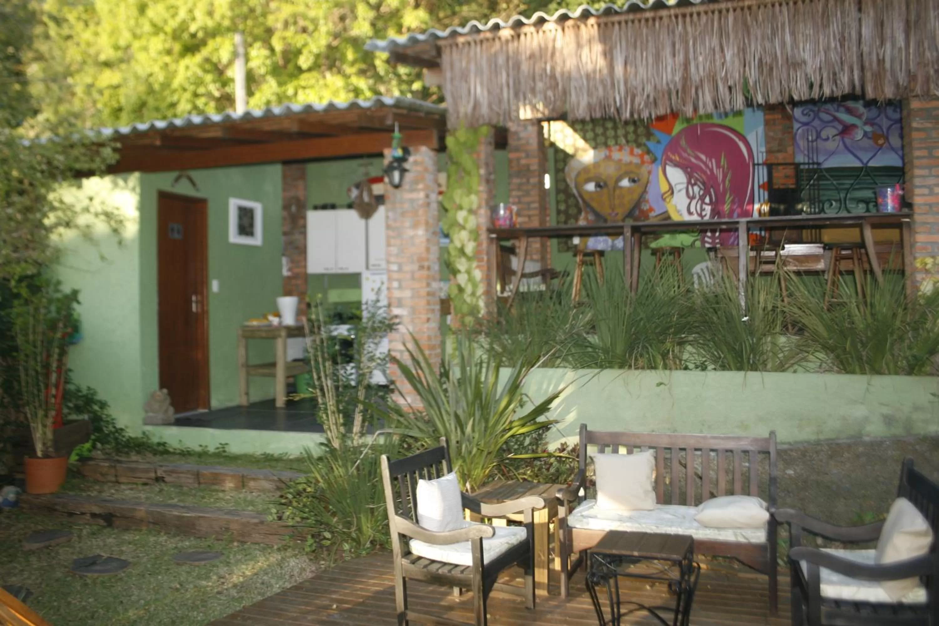 Property building in Pousada Green