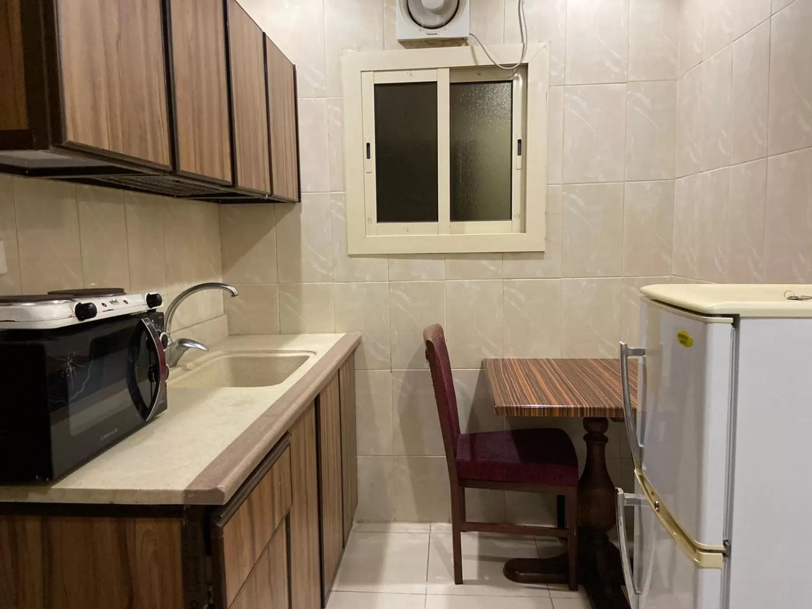 Two-Bedroom Apartment in Makarim Palm Hotel