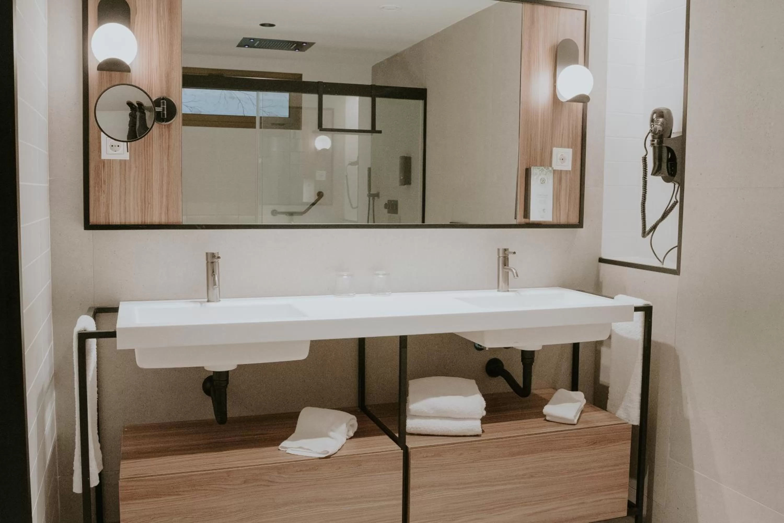 Bathroom in Catalina Plaza Hotel Sostenible