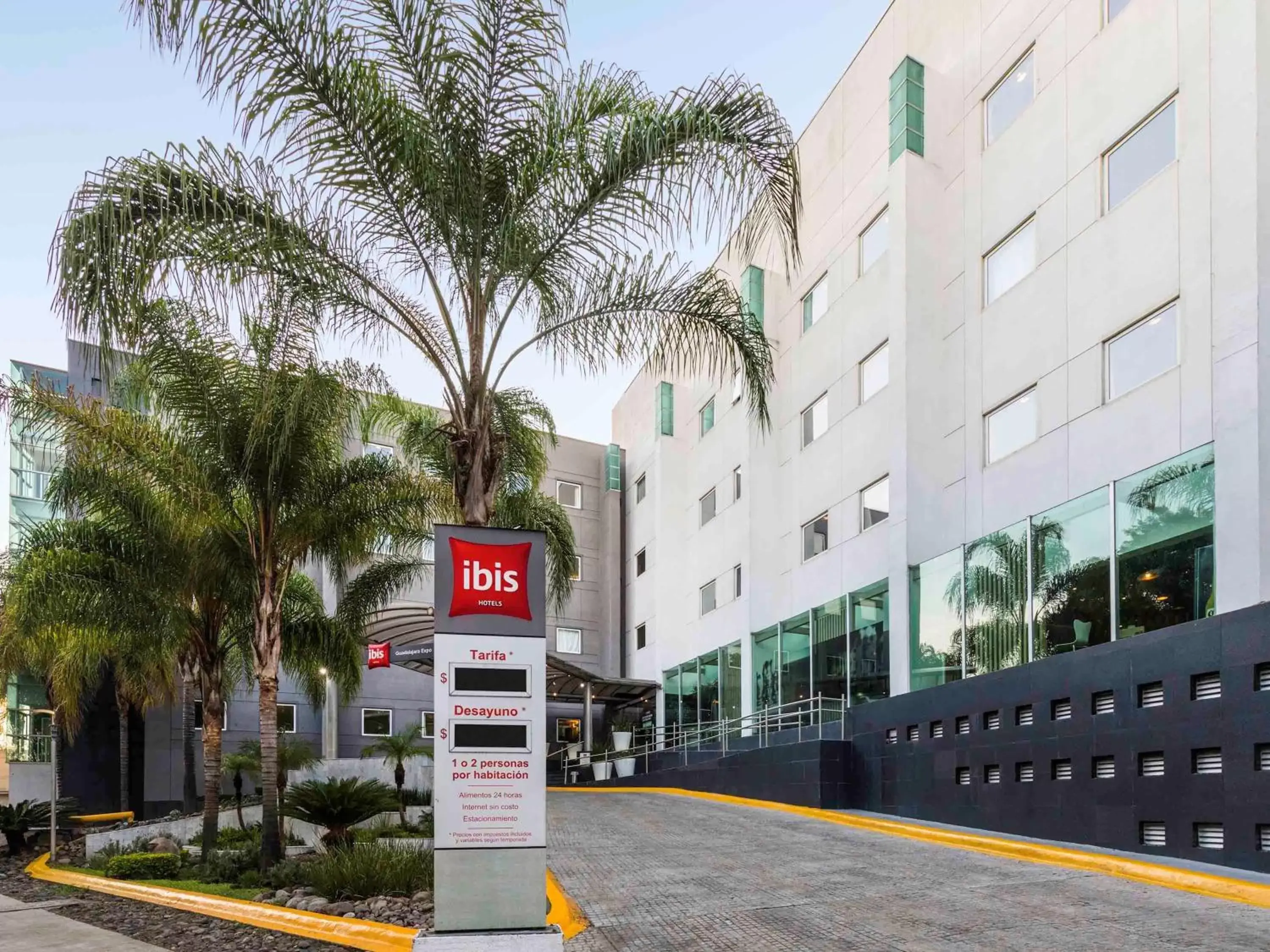 Ibis Guadalajara Expo Ibis Guadalajara Expo
