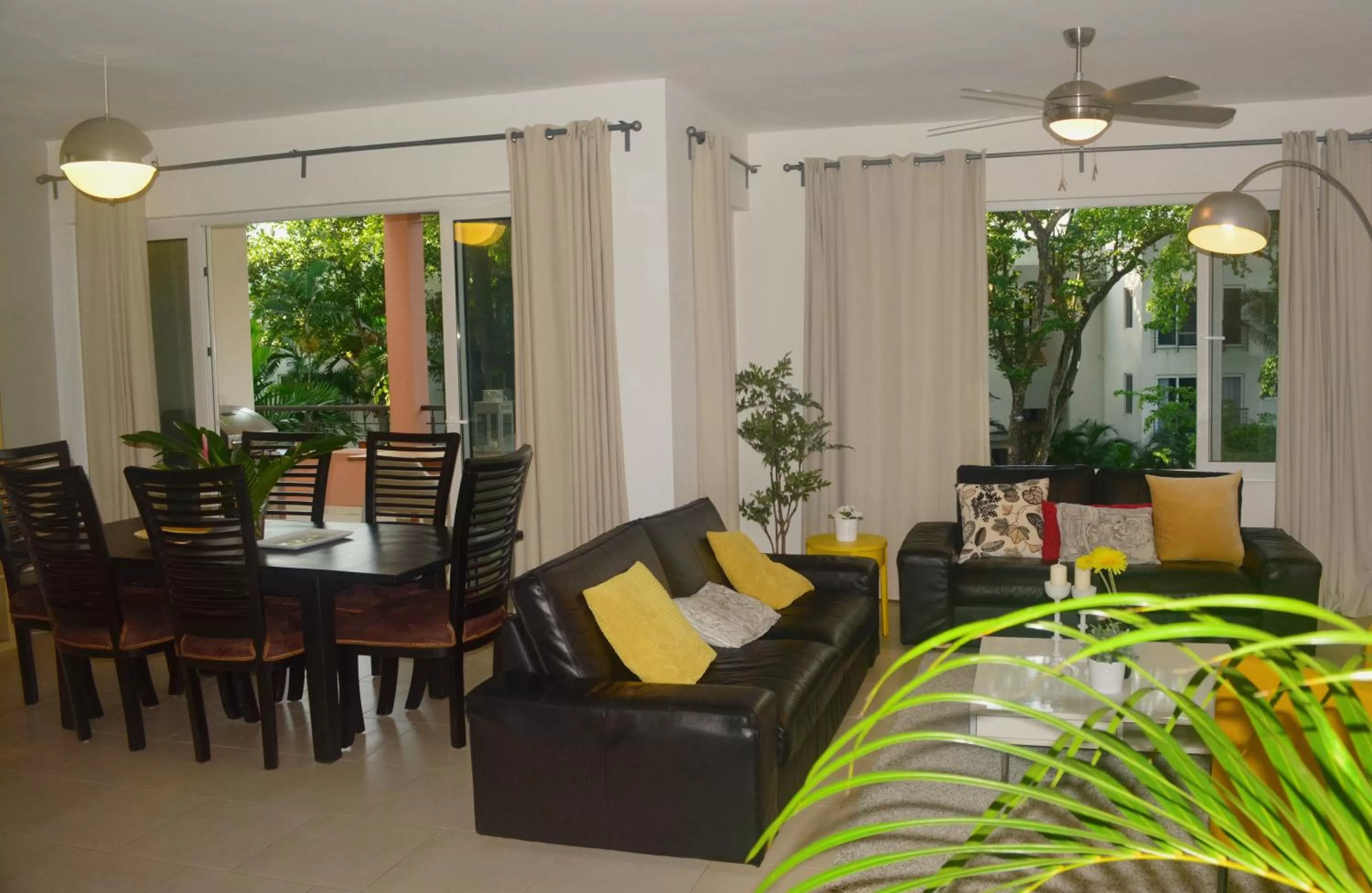 Balcony/Terrace in Instyle Residences at Infiniti Blu