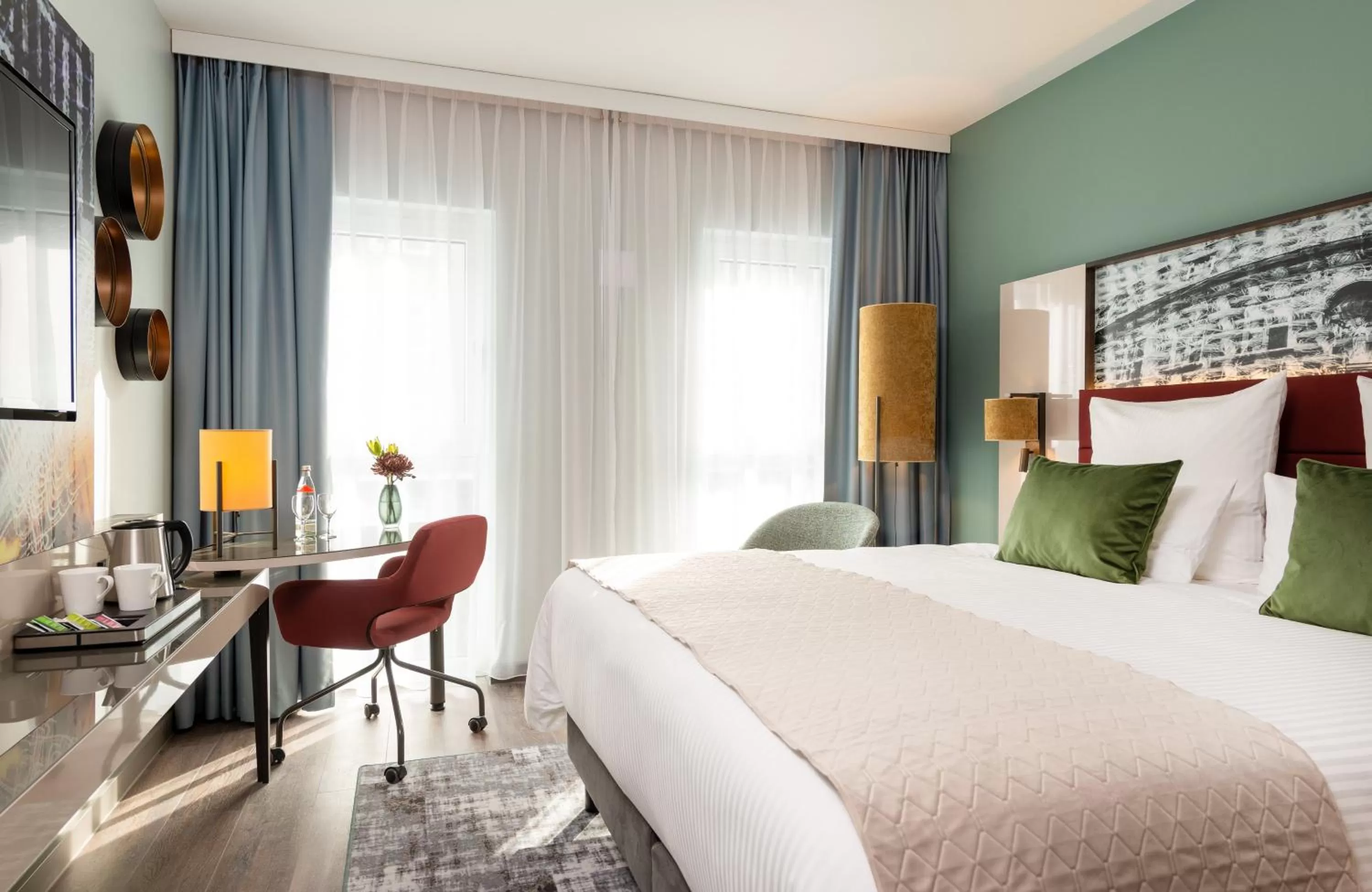 Bedroom, Bed in Leonardo Hotel Augsburg