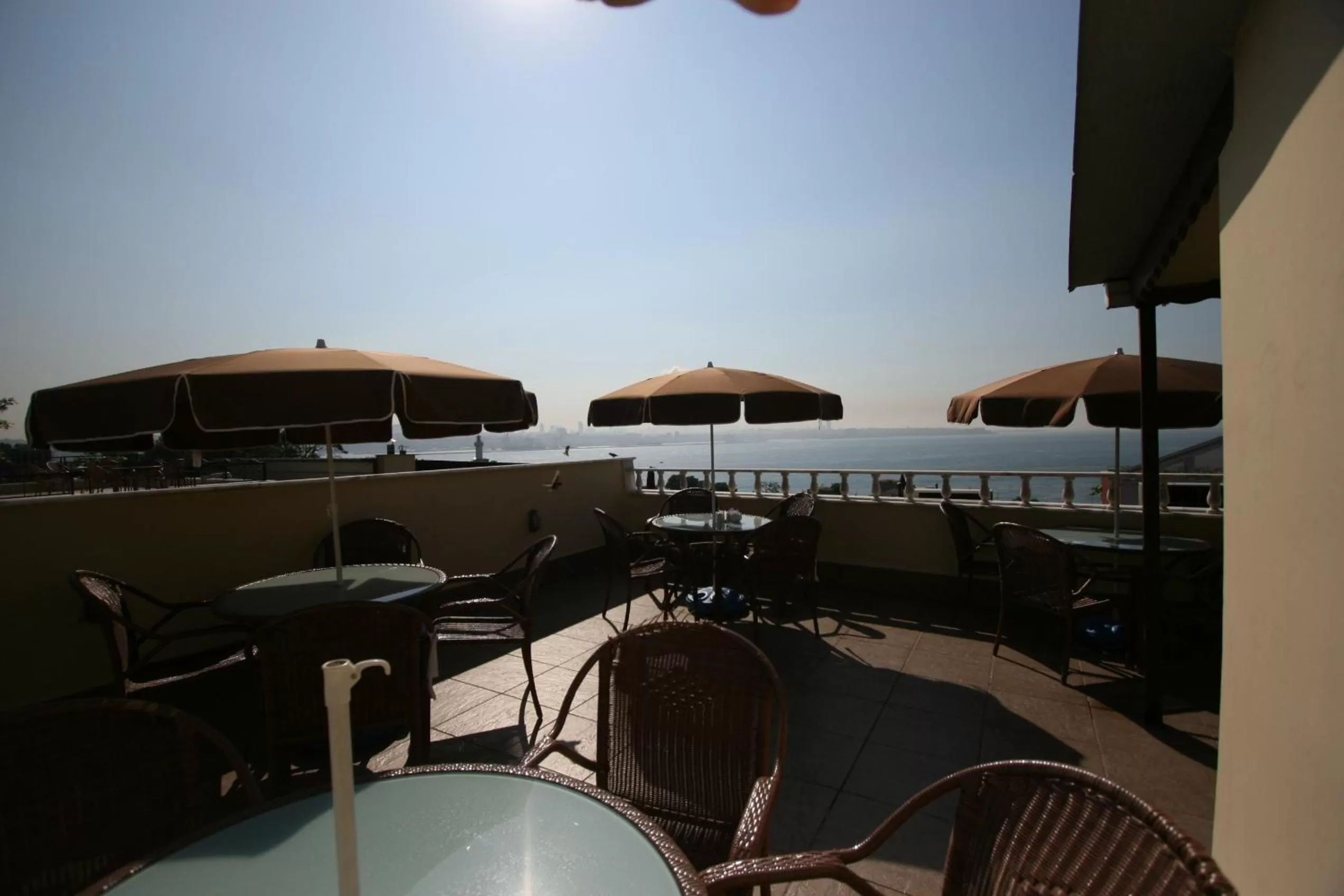 Day in Hanedan Hotel