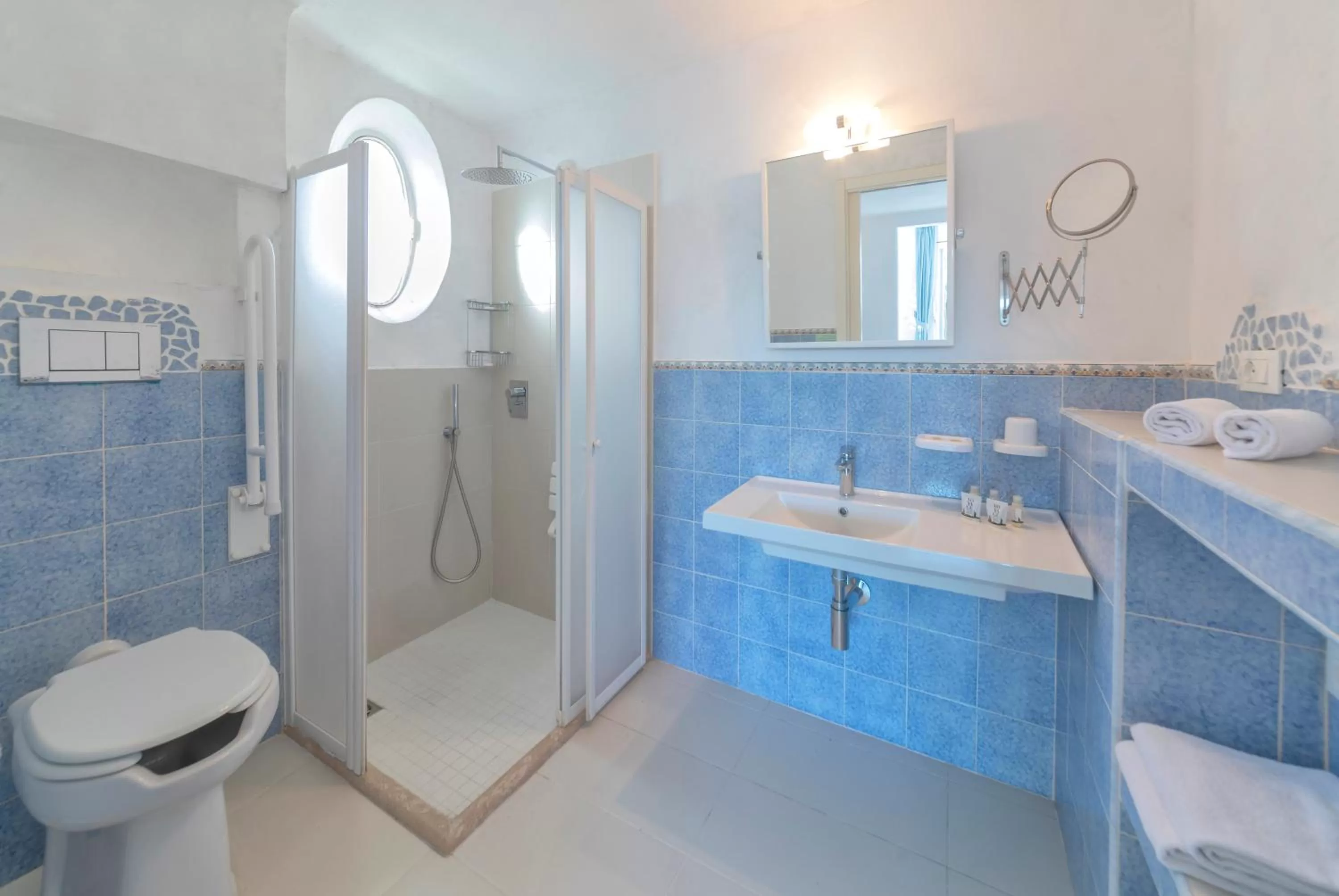 Shower in Villa Ravino Secret Retreat