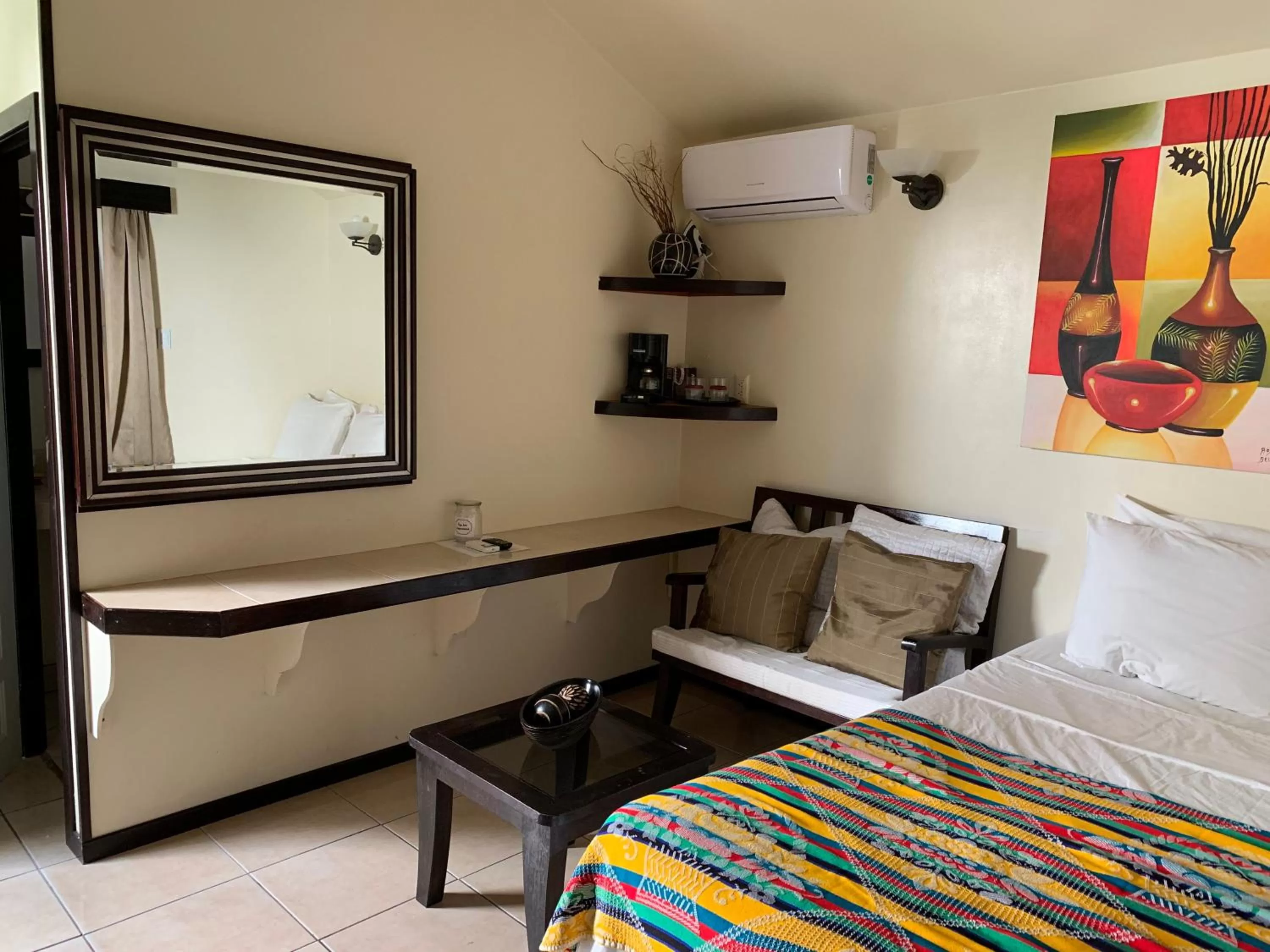 Bed in Blue Wave Guest House