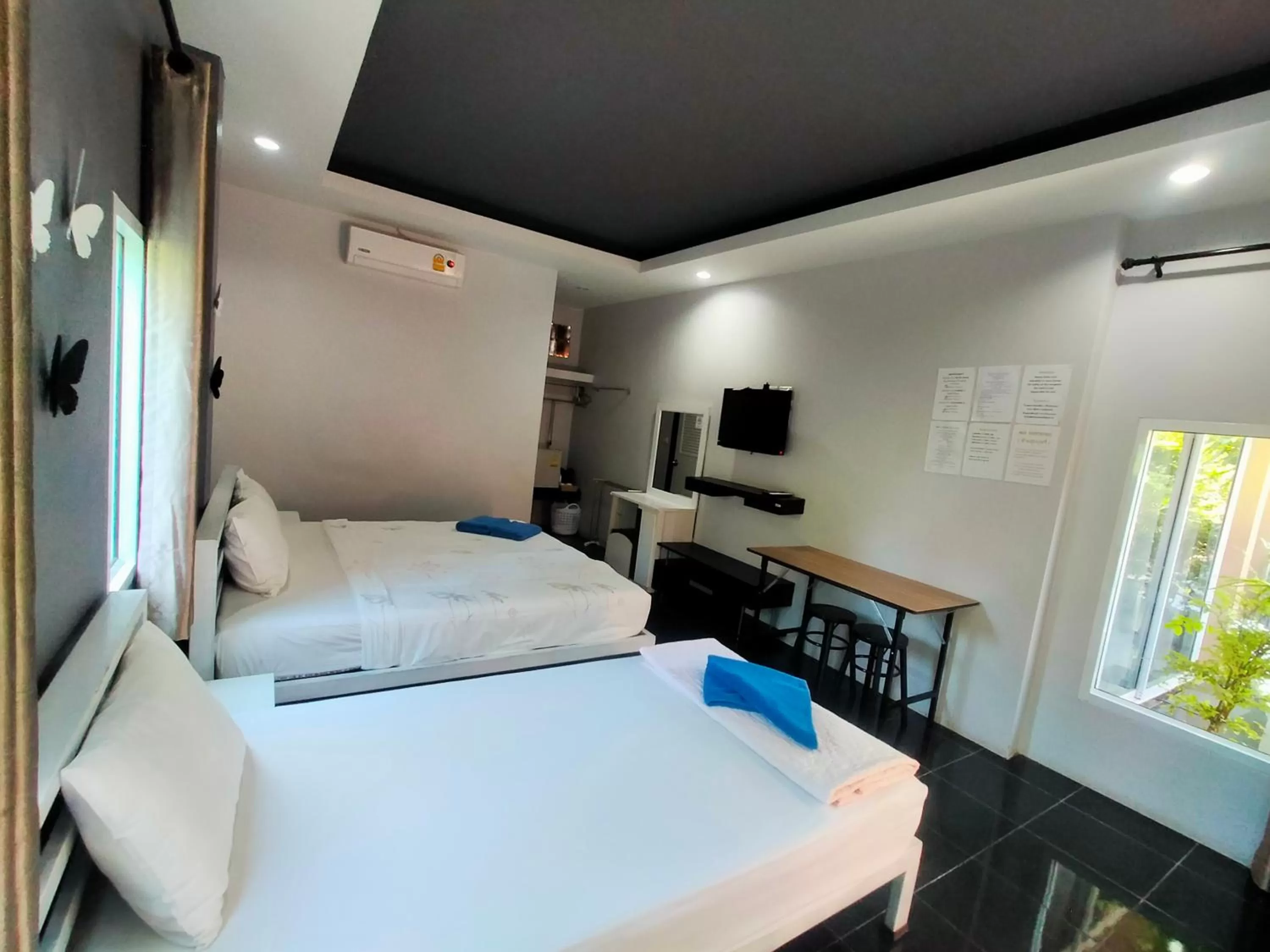 Bed in Nemo 2 Resort