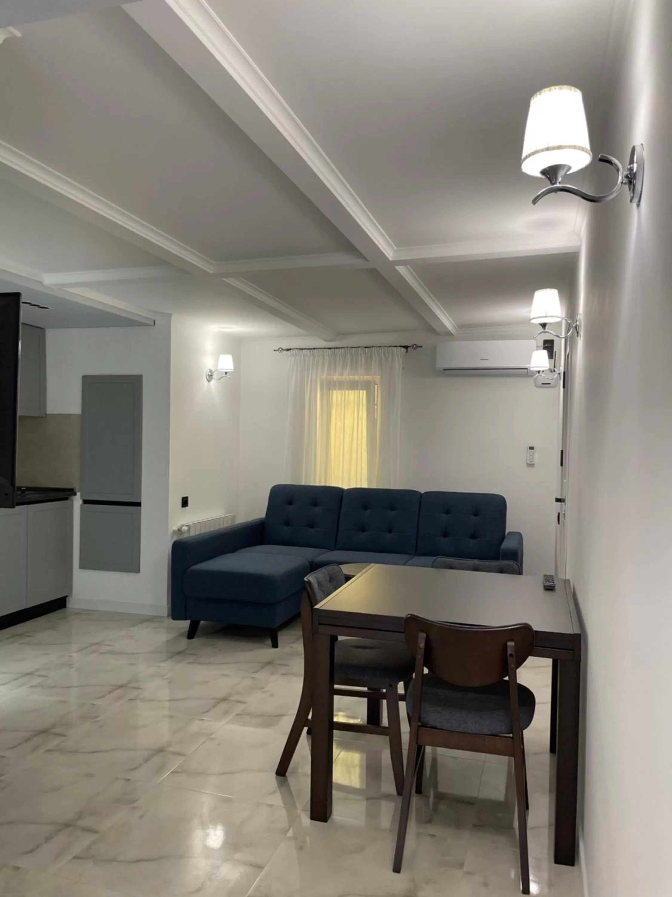 Seating Area in NO PROBLEM