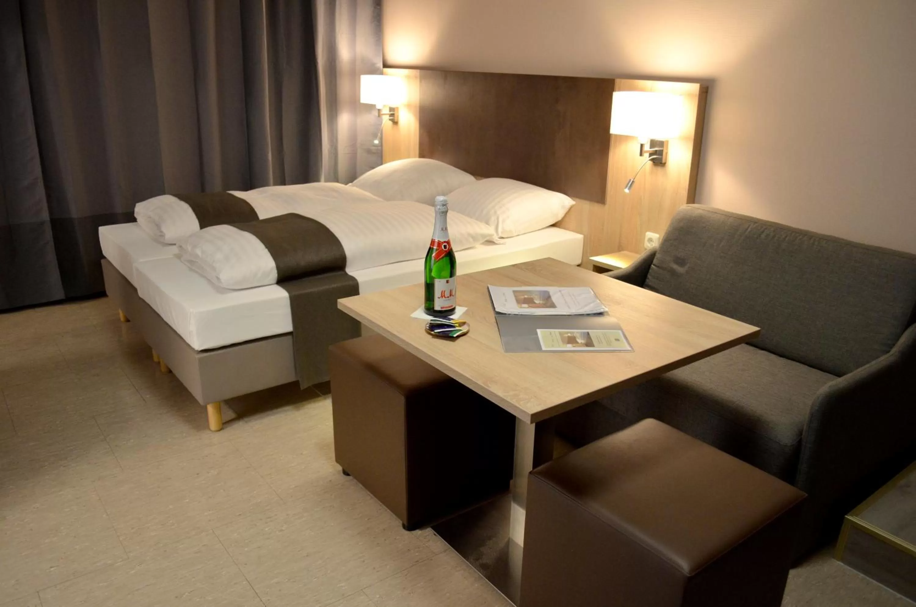 Photo of the whole room in Hana Aparthotel